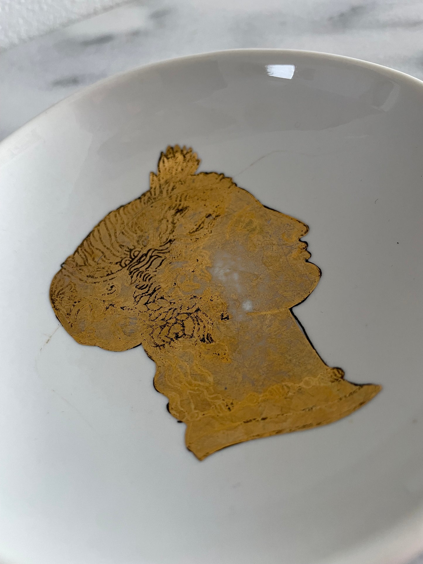 1950s Piero Fornasetti Italian Porcelain Circular Tray 24k Gold Greek Silohuette