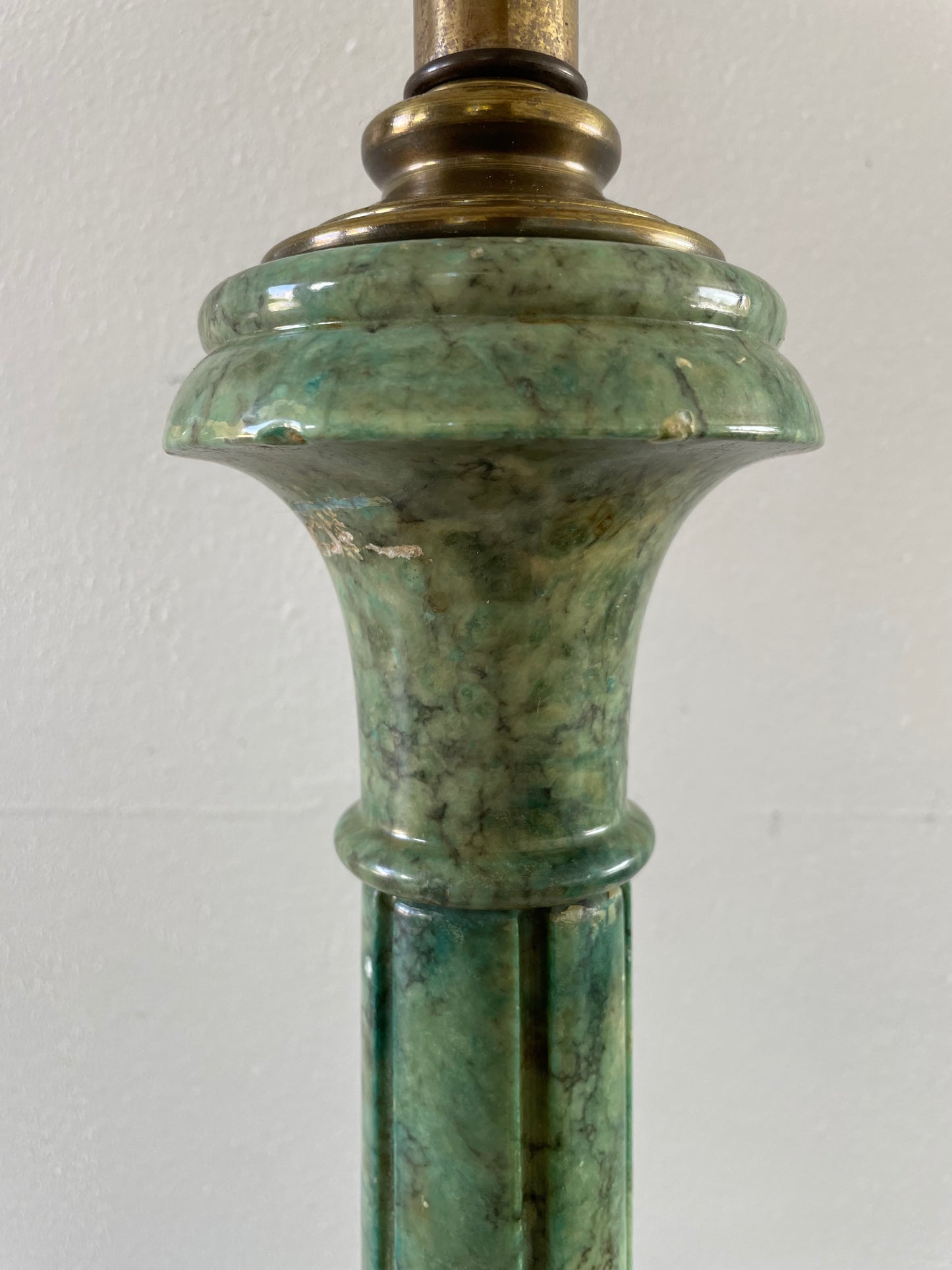 1940s Italian Neoclassic Green Alabaster and Brass Column Table Lamp