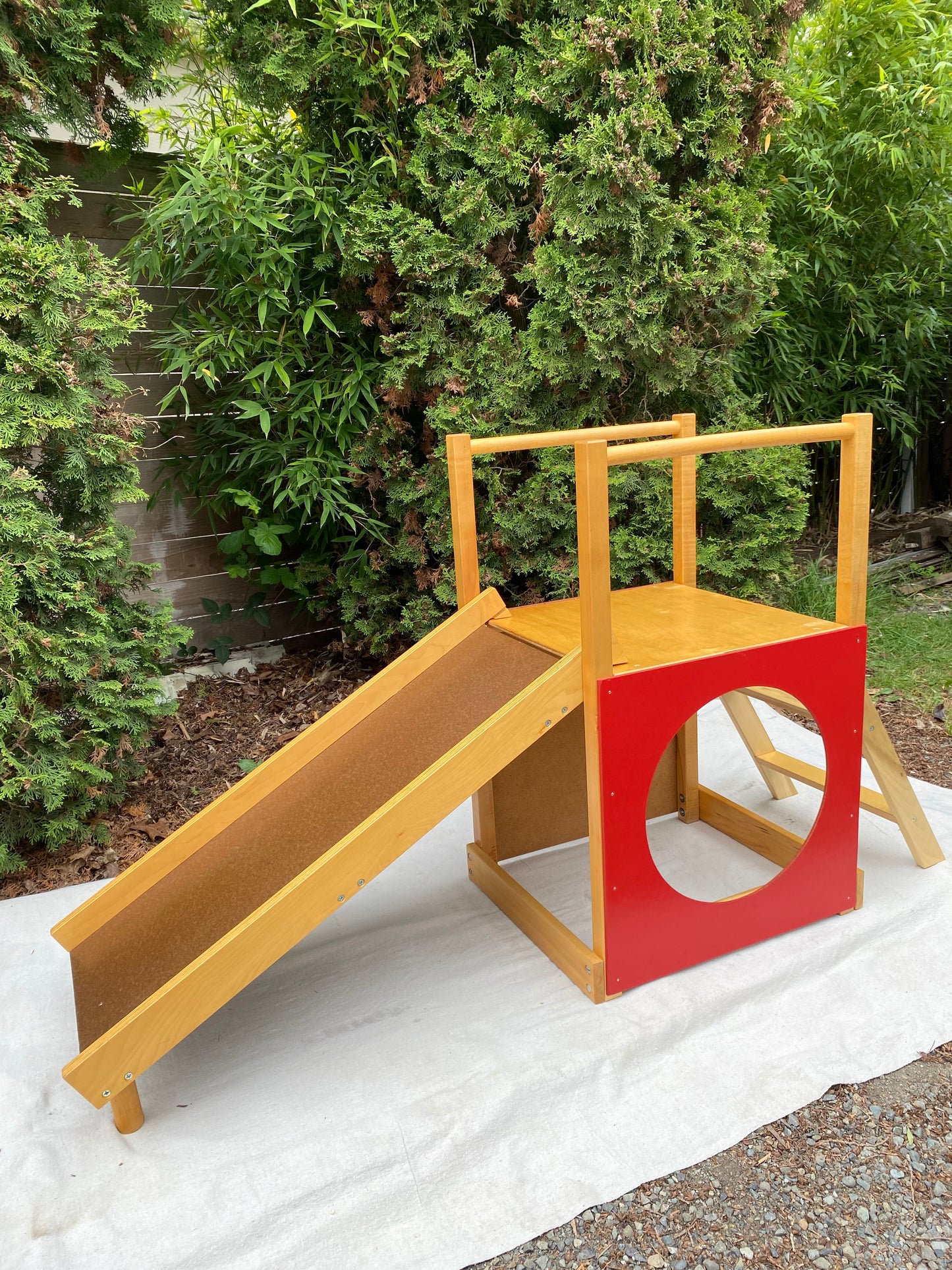 Gloria Caranica for Creative Playthings Modernist Children’s Indoor Fort and Slide, Usa, 1960s–70s