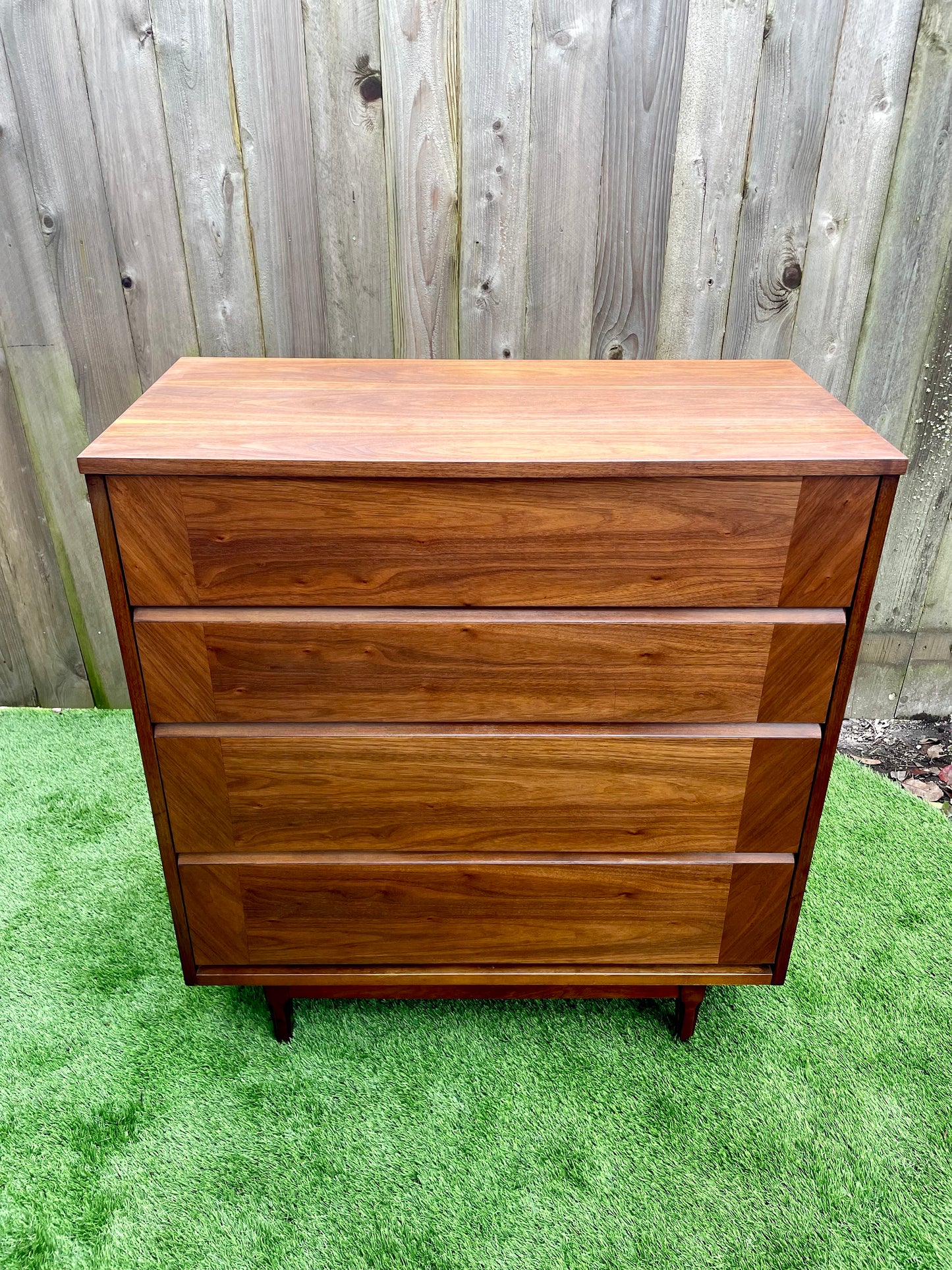 Mid 20th Century Mid-Century Modern Walnut Highboy 4-Drawer Dresser