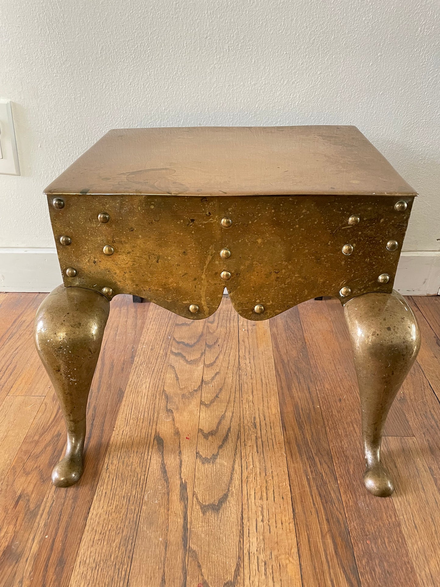 19th Century English Victorian Brass Fireplace Footman