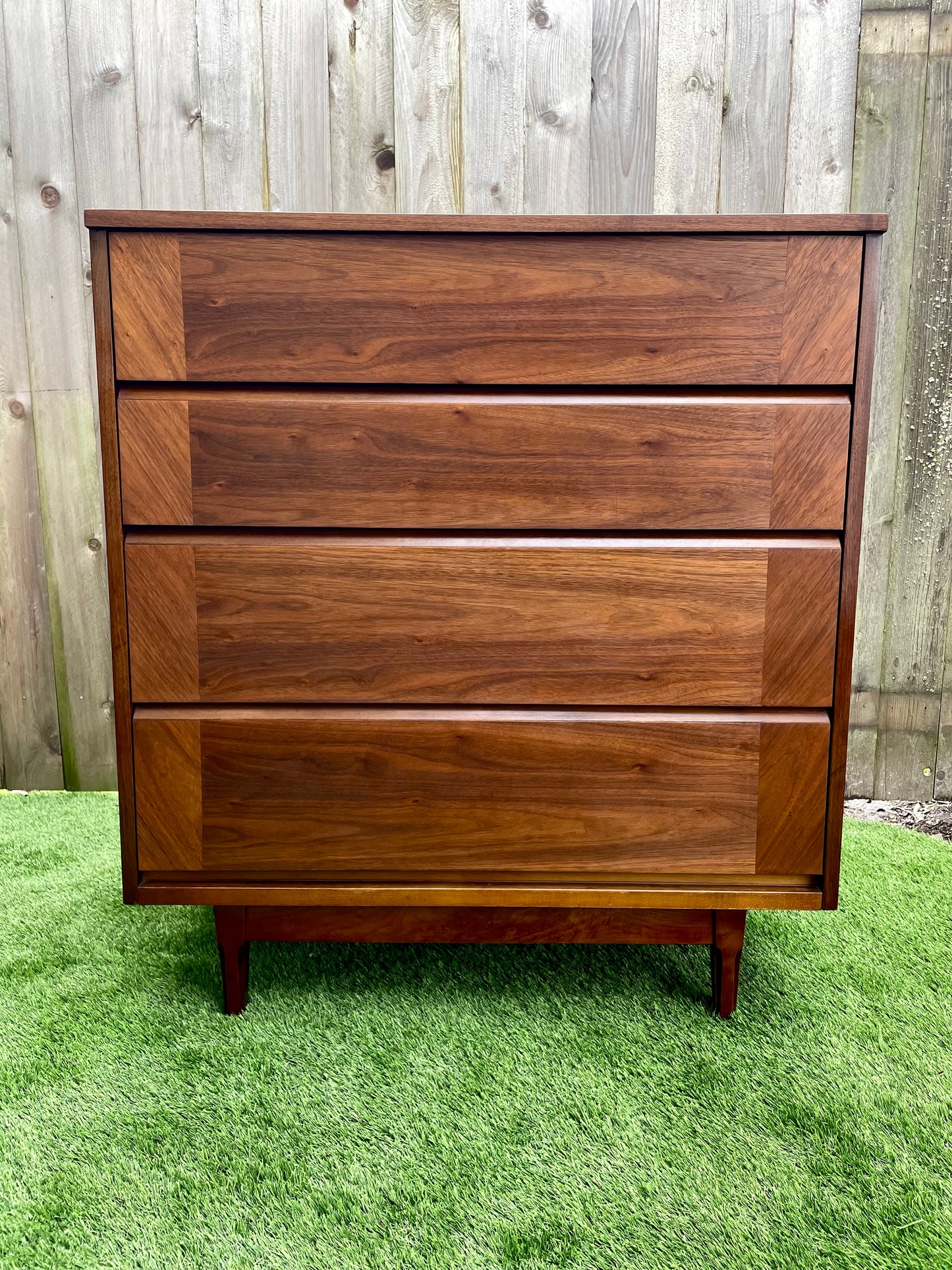 Mid 20th Century Mid-Century Modern Walnut Highboy 4-Drawer Dresser