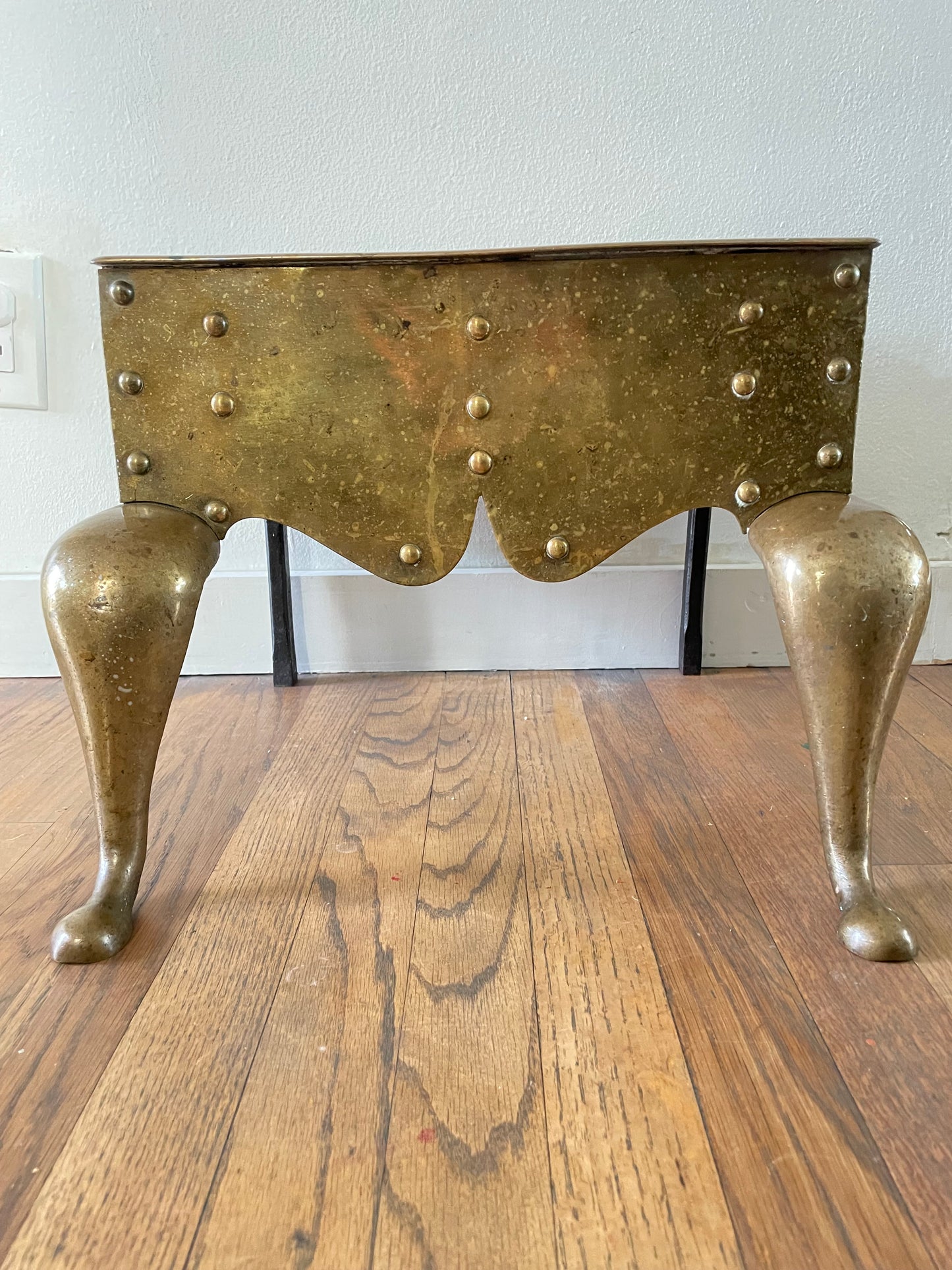 19th Century English Victorian Brass Fireplace Footman