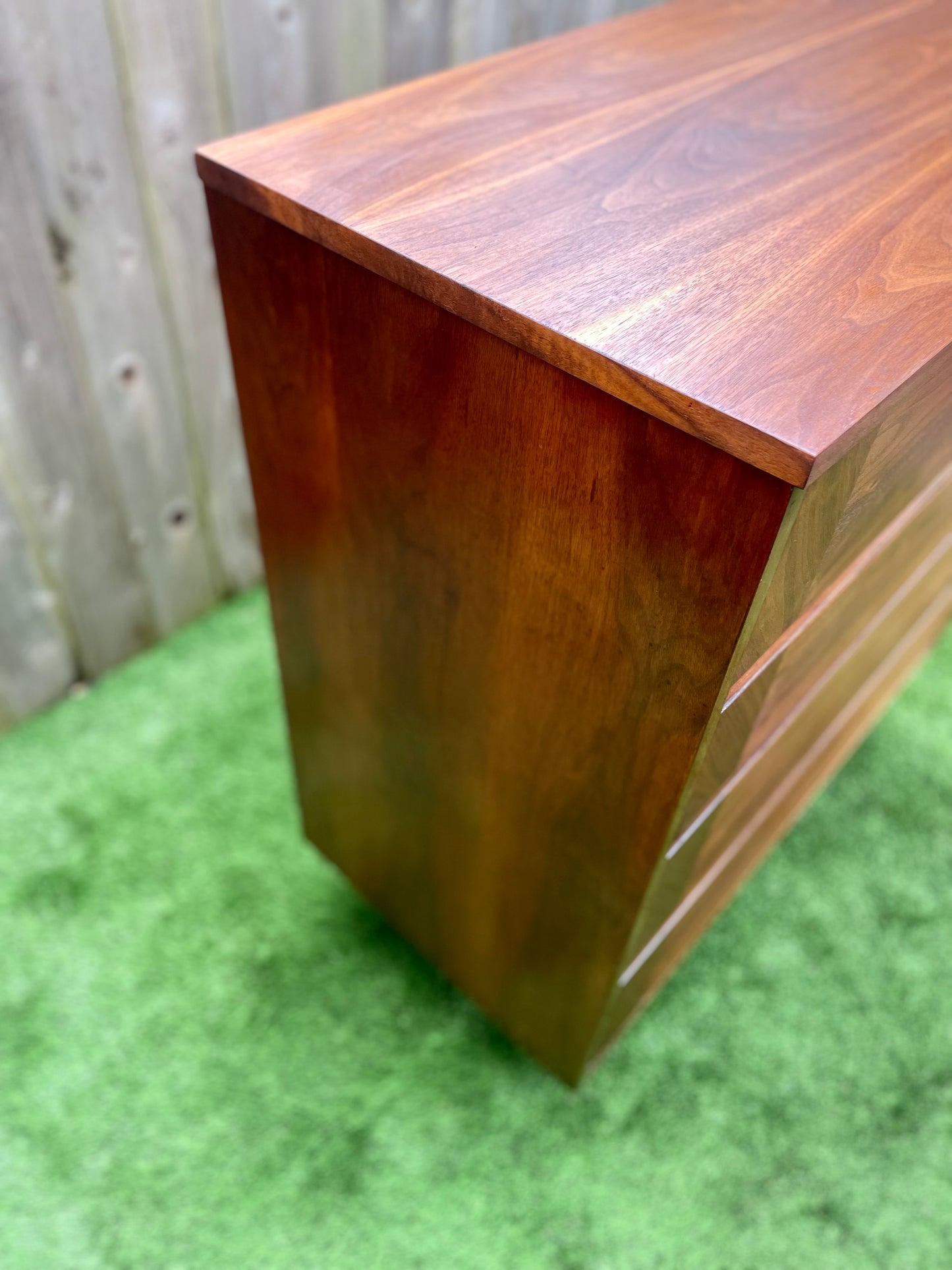 Mid 20th Century Mid-Century Modern Walnut Highboy 4-Drawer Dresser