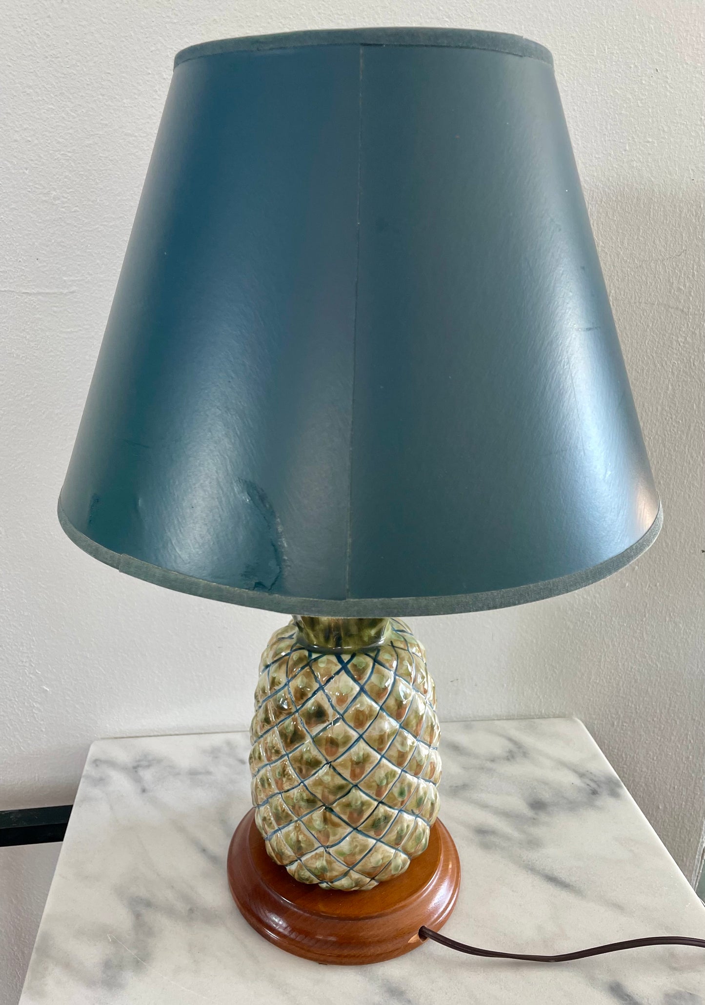Vintage Ceramic Pineapple Table Lamp