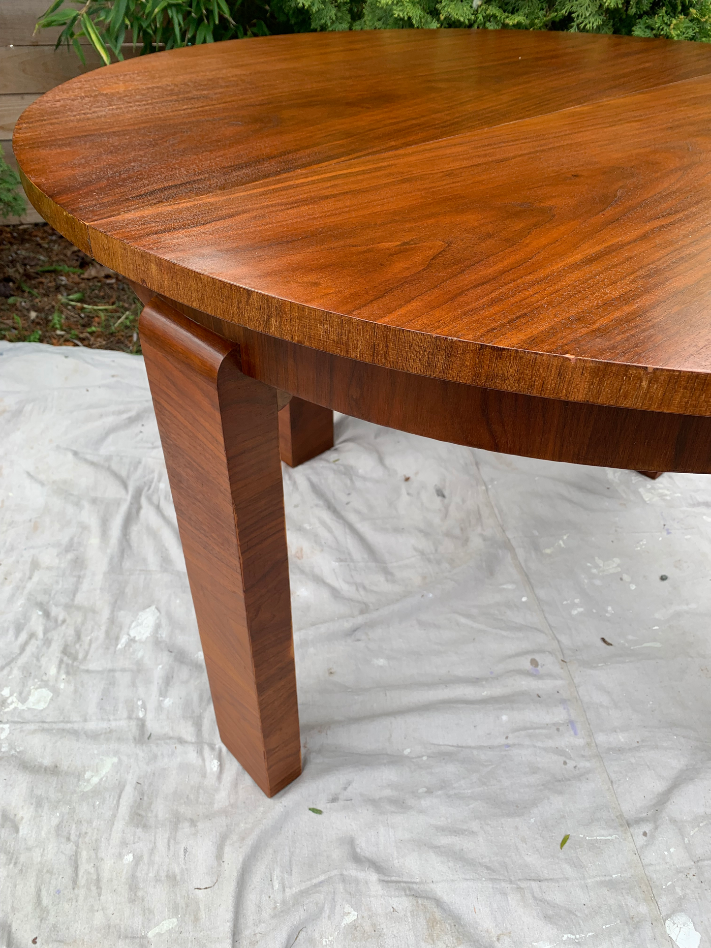 1950s Art Deco Style Circular Expandable Walnut Dining Table With Waterfall Leg