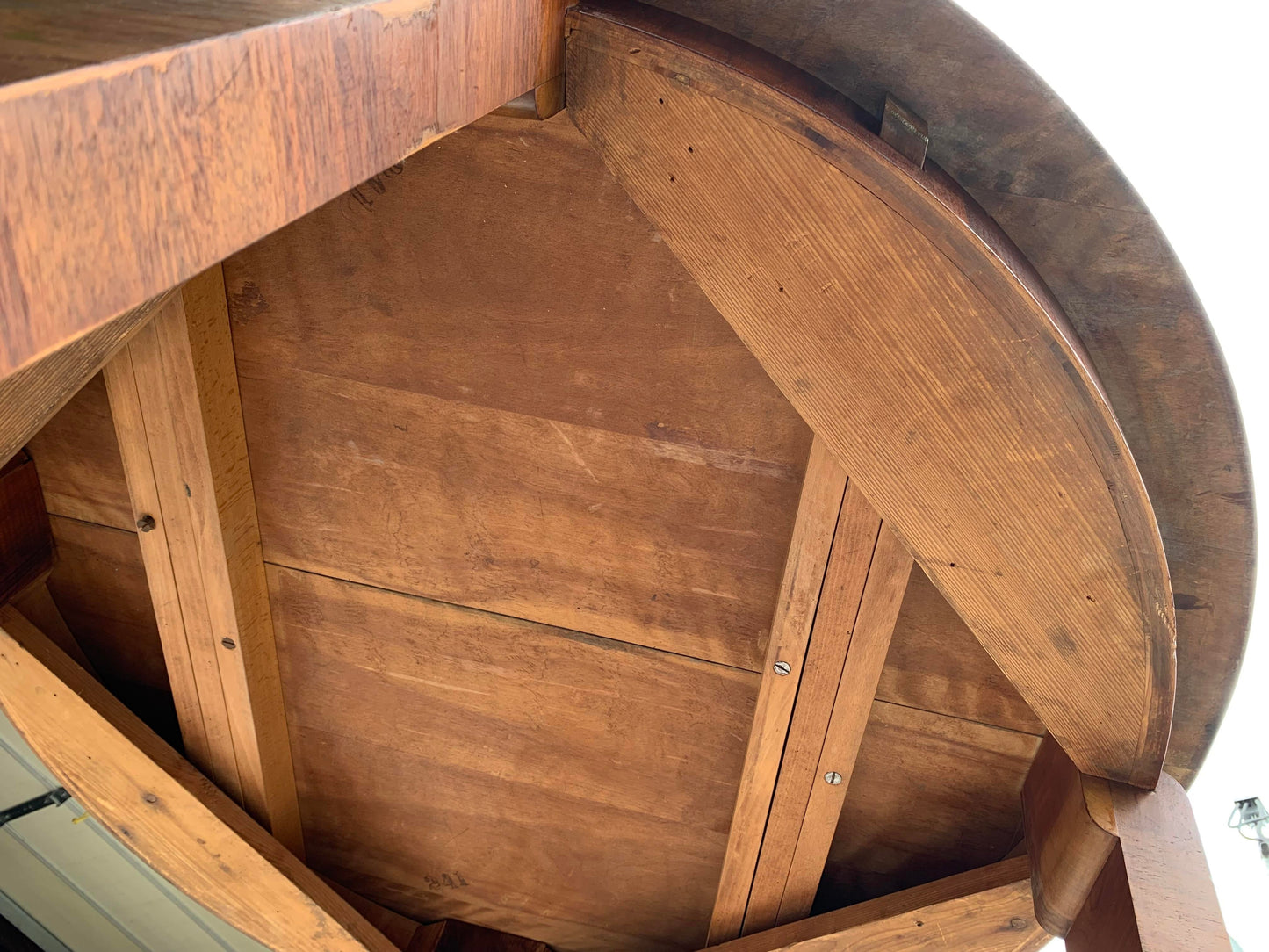 1950s Art Deco Style Circular Expandable Walnut Dining Table With Waterfall Leg