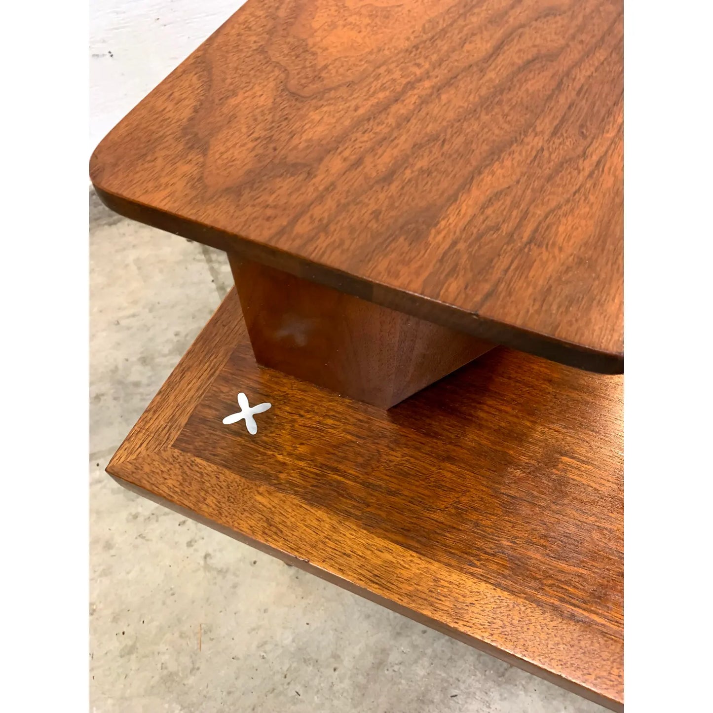1950s Merton Gershun for American of Martinsville Mid-Century Modern Two Tier Corner Table