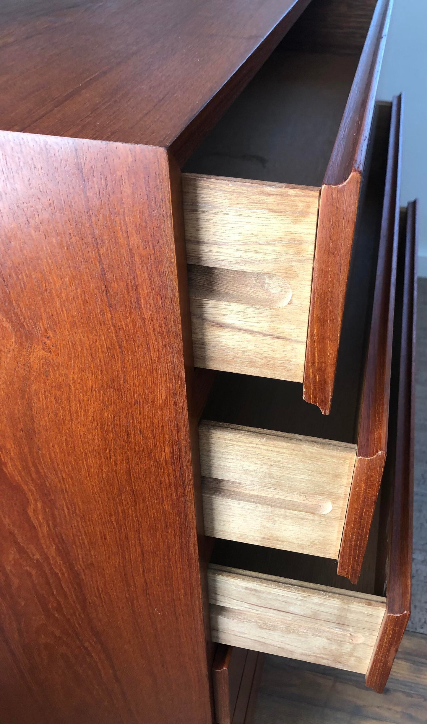 1970s Vinde Mobler Arne Wahl Iversen Mid Century Danish Modern Teak Gentleman's Chest