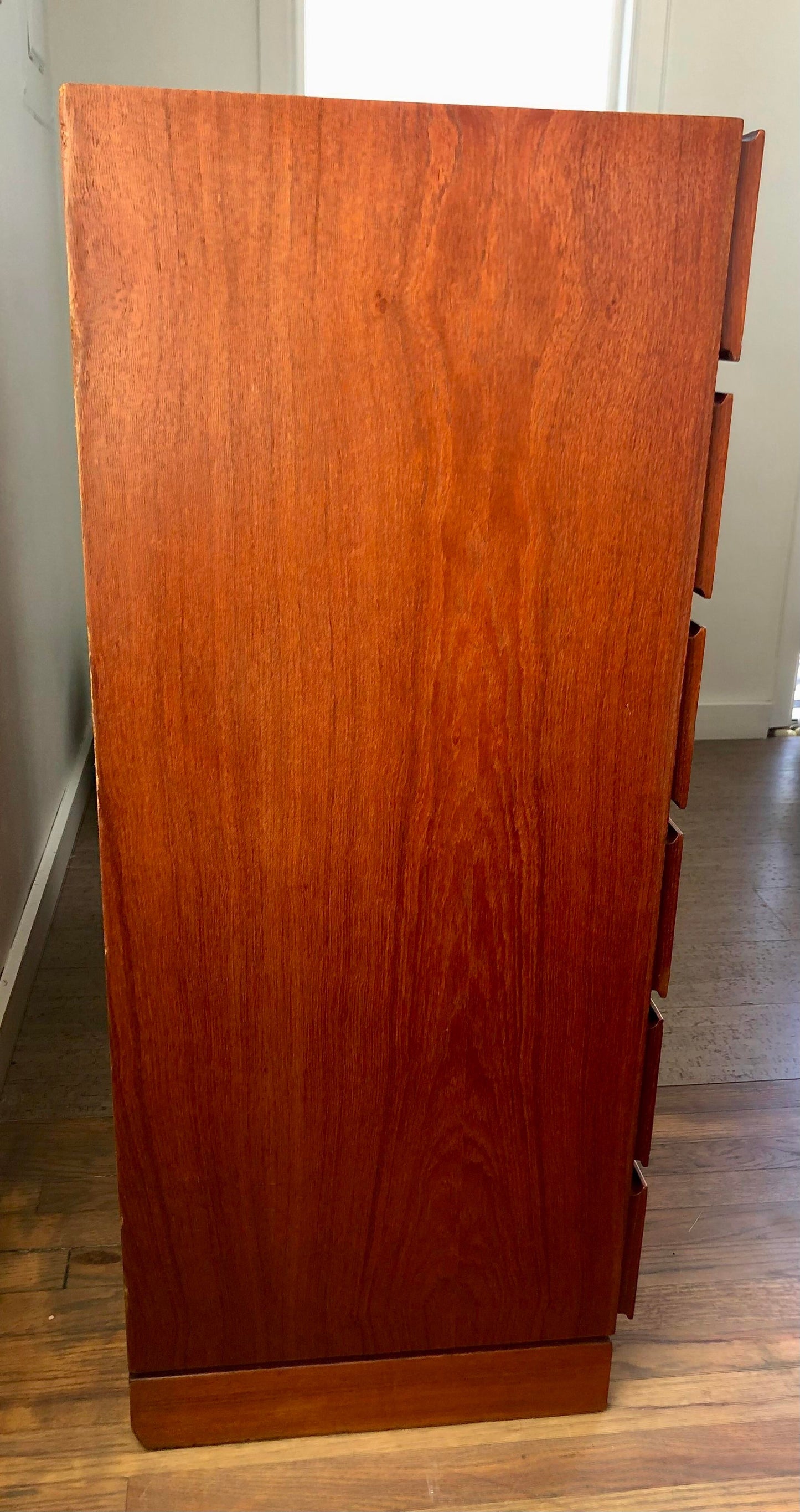 1970s Vinde Mobler Arne Wahl Iversen Mid Century Danish Modern Teak Gentleman's Chest