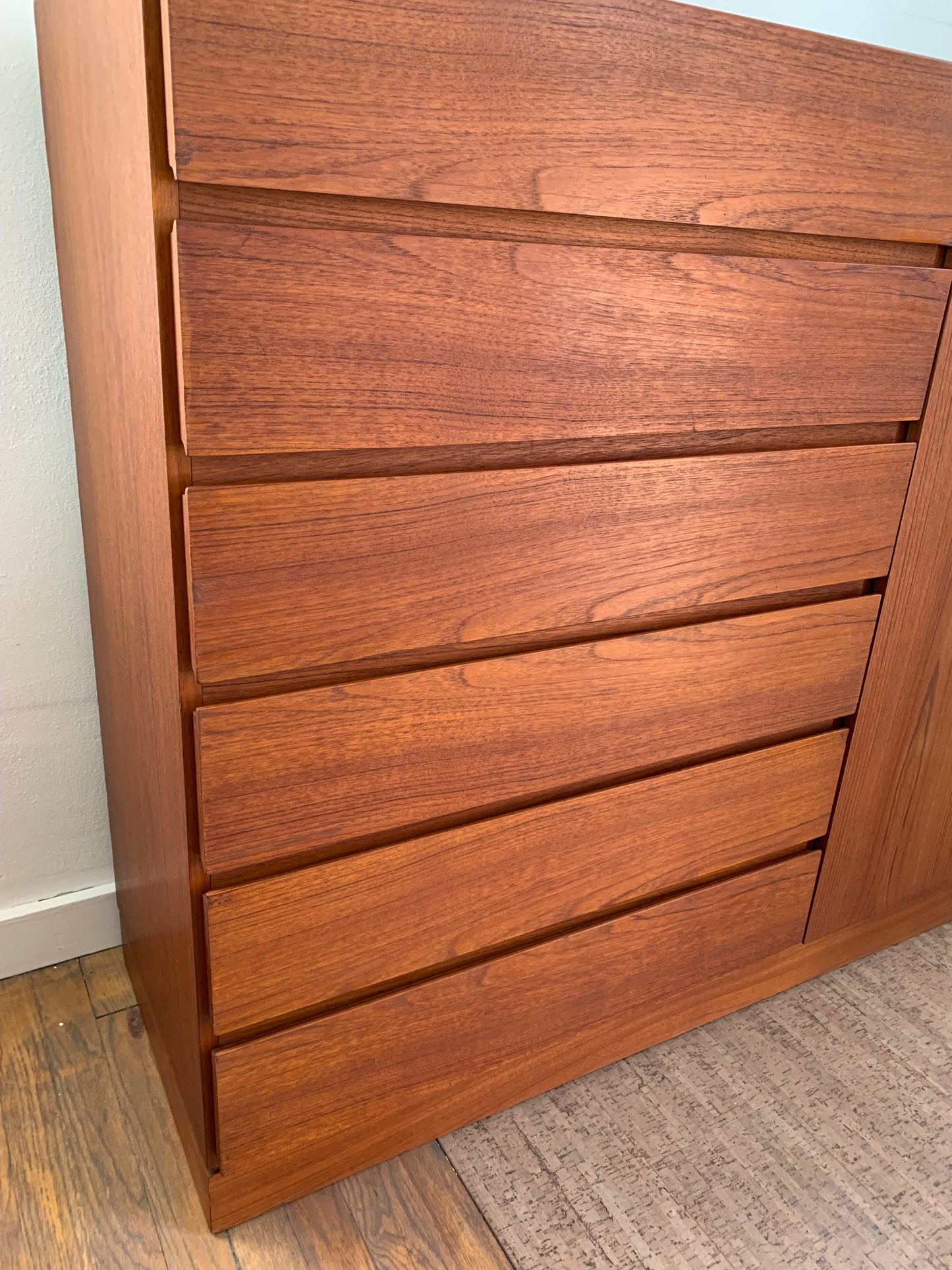 1970s Vinde Mobler Arne Wahl Iversen Mid Century Danish Modern Teak Gentleman's Chest