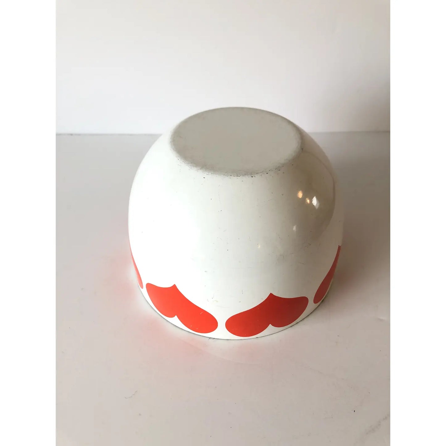 Circa 1960s Kaj Franck l Enamel Red Heart Graphic Bowl