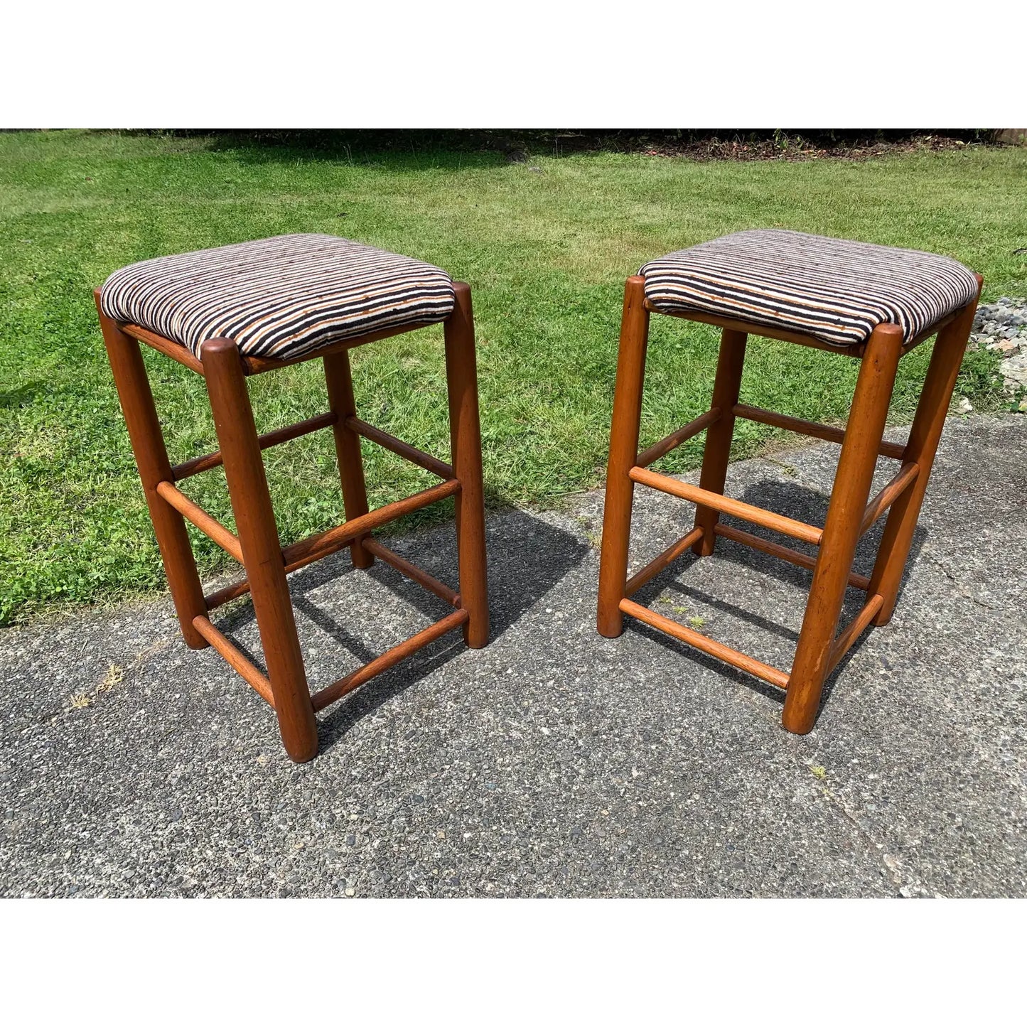 Late 20th Century Solid Wood Bar Stools Brunschwig & Fils Upholstery - Set of 2