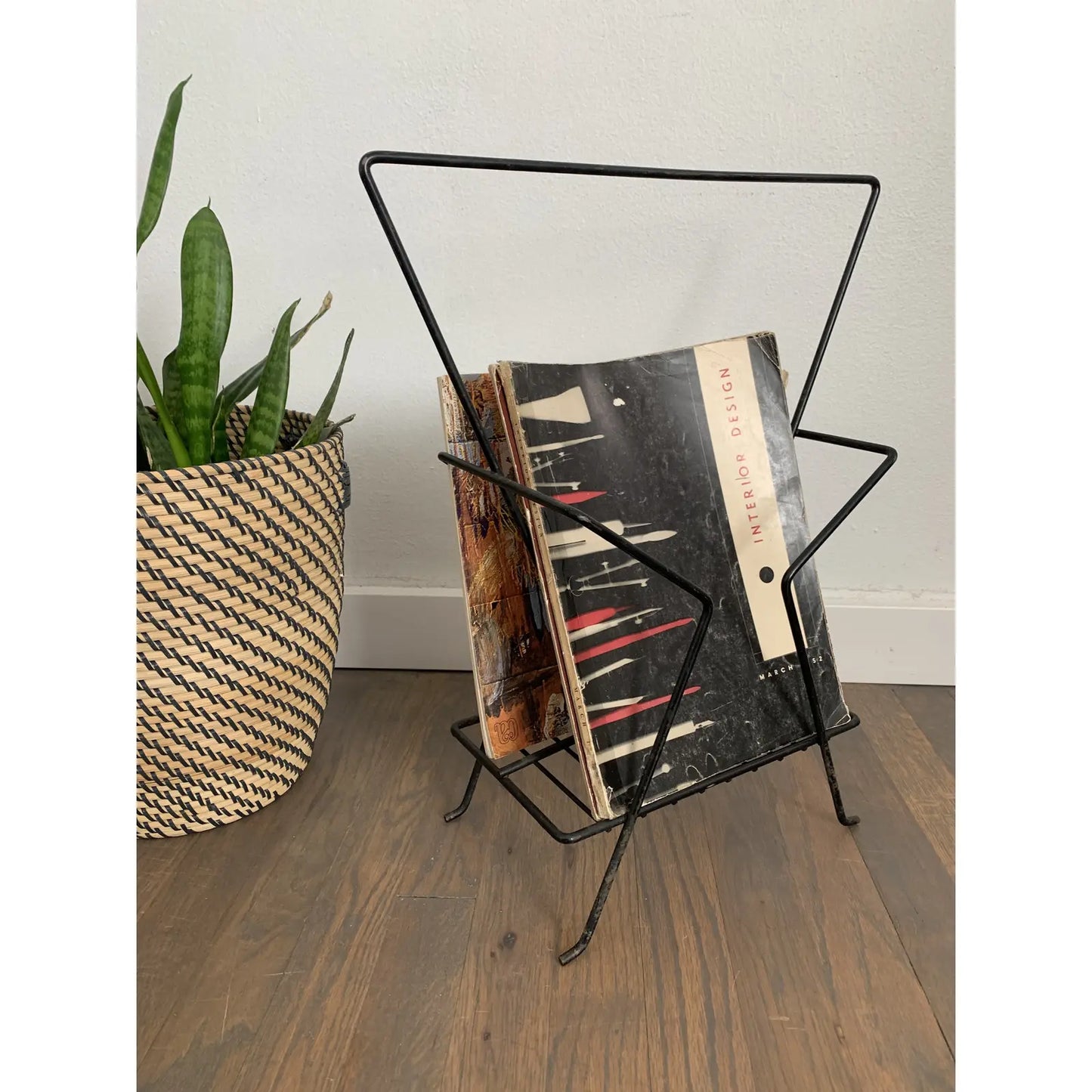 Mid 20th Century Mid-Century Modern Wire Magazine Rack