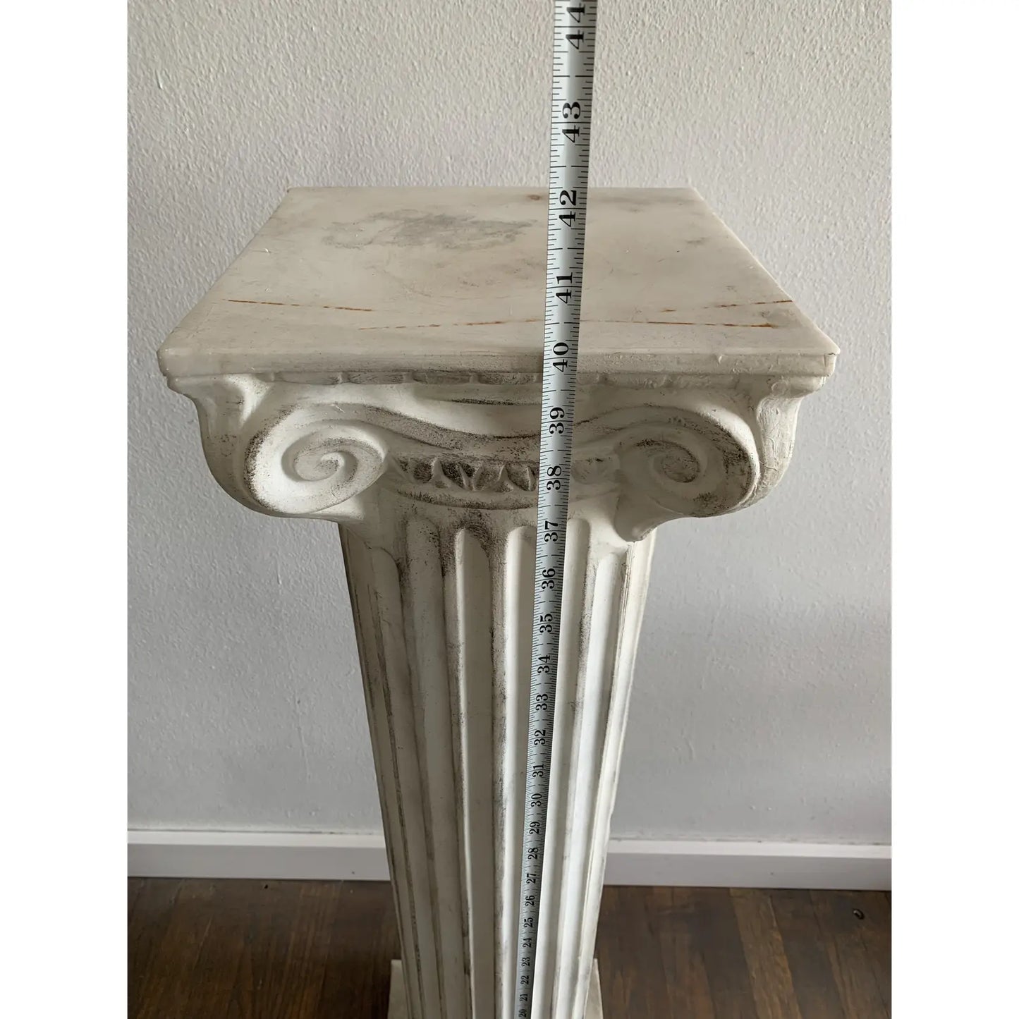 Neoclassical Resin Ionic Column Pedestal