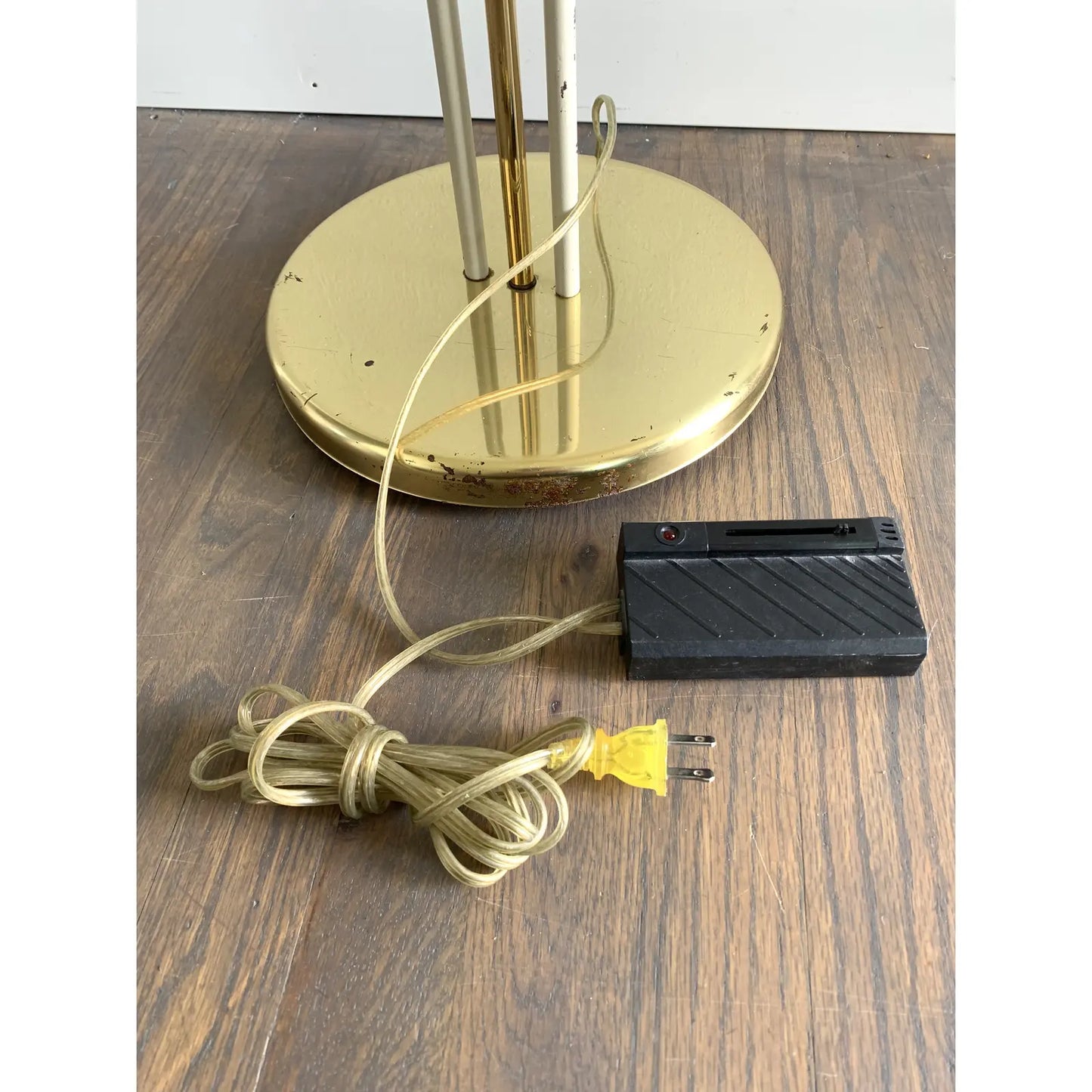 Postmodern Arelux Milano Italy Brass Floor Lamp
