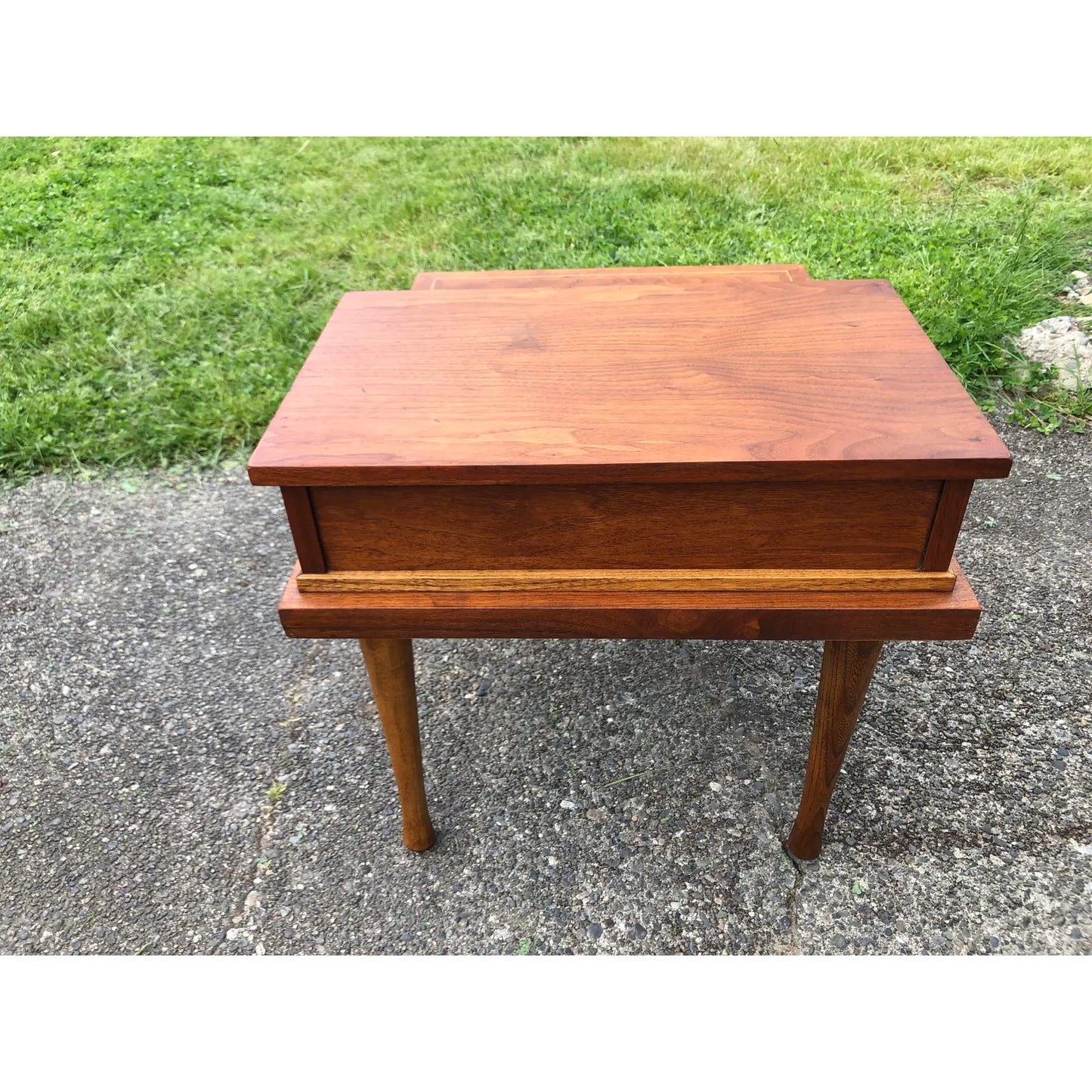 Vintage Mid-Century Modern American of Martinsville Walnut & Oak Inlay Side Table