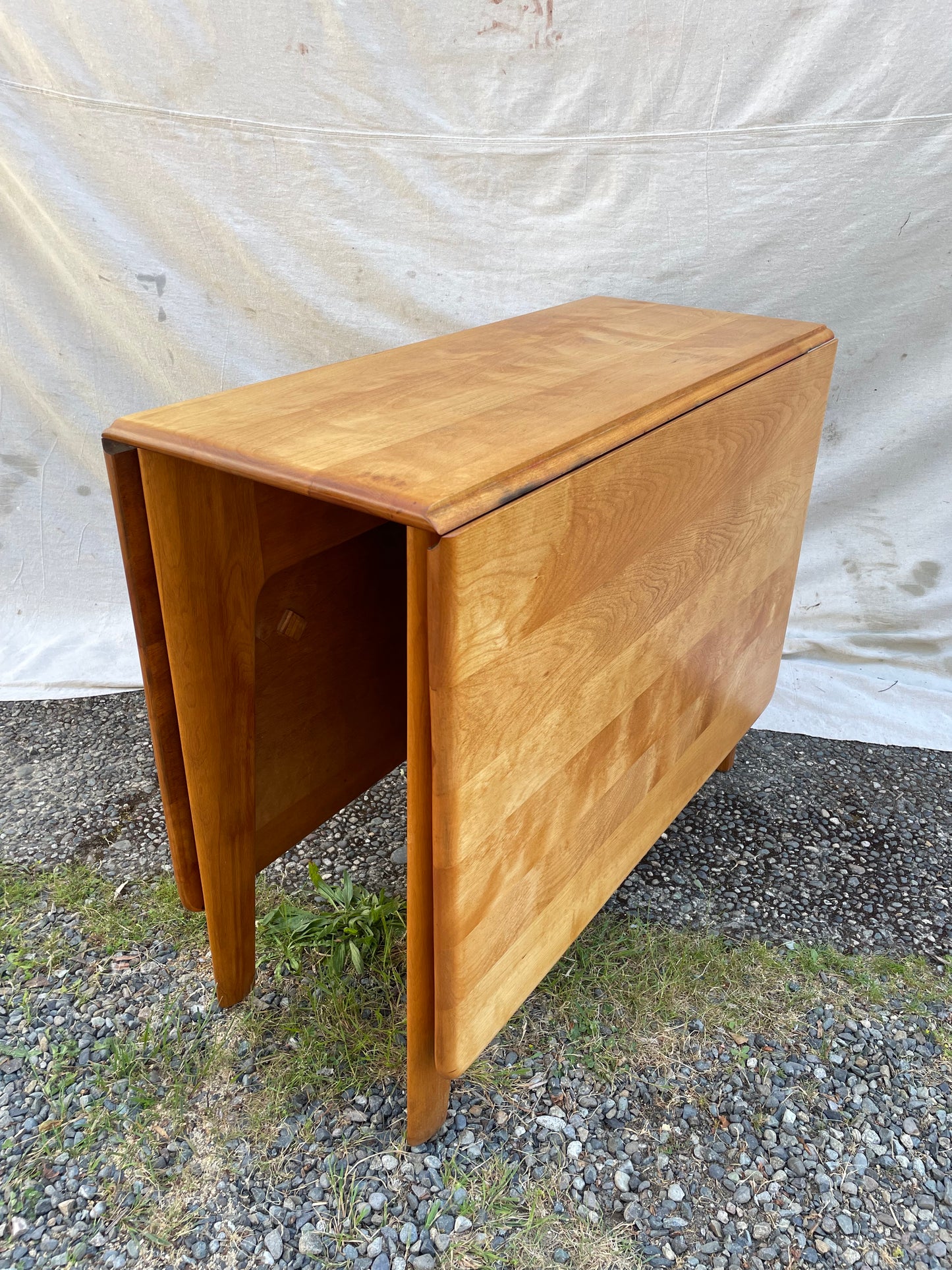 Mid 20th Century Attributed Heywood-Wakefield M166 Drop Leaf Dining Table — Mid-Century Modern Solid Maple, Sculpted Legs