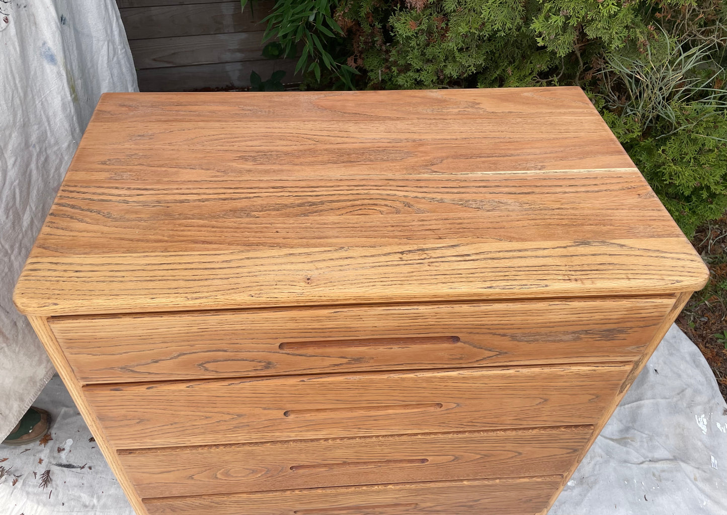 Vintage Mid-Century Modern 4-Drawer Chest Oak Wood Recessed Pulls