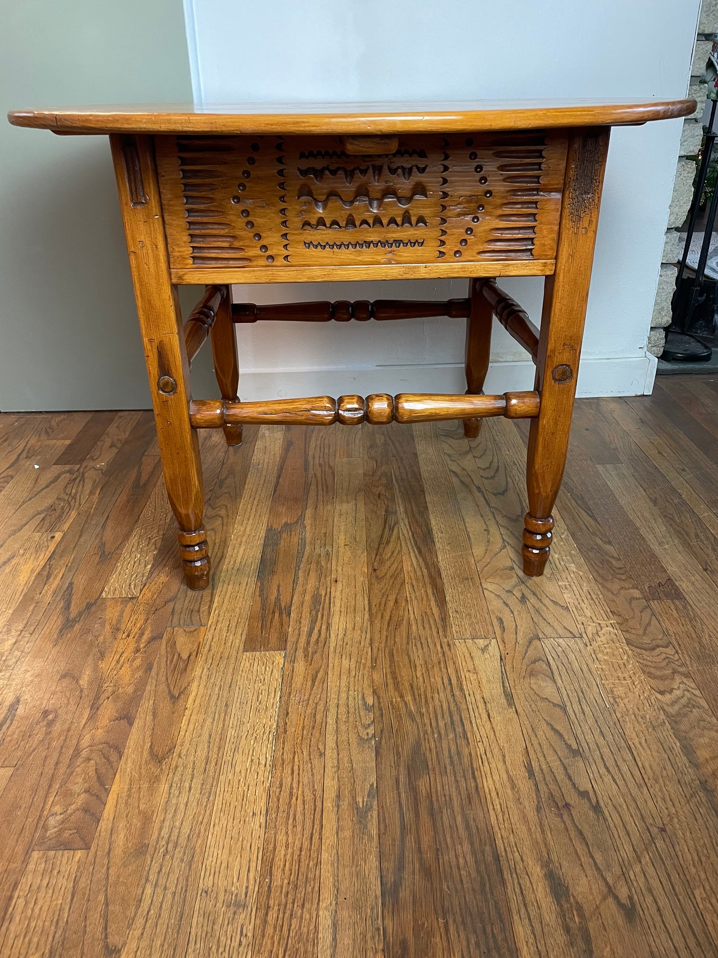 Late 20th Century Hand-Carved Rustic Folk Art Side Table With Drawer – Solid Wood, 35.5″ Round