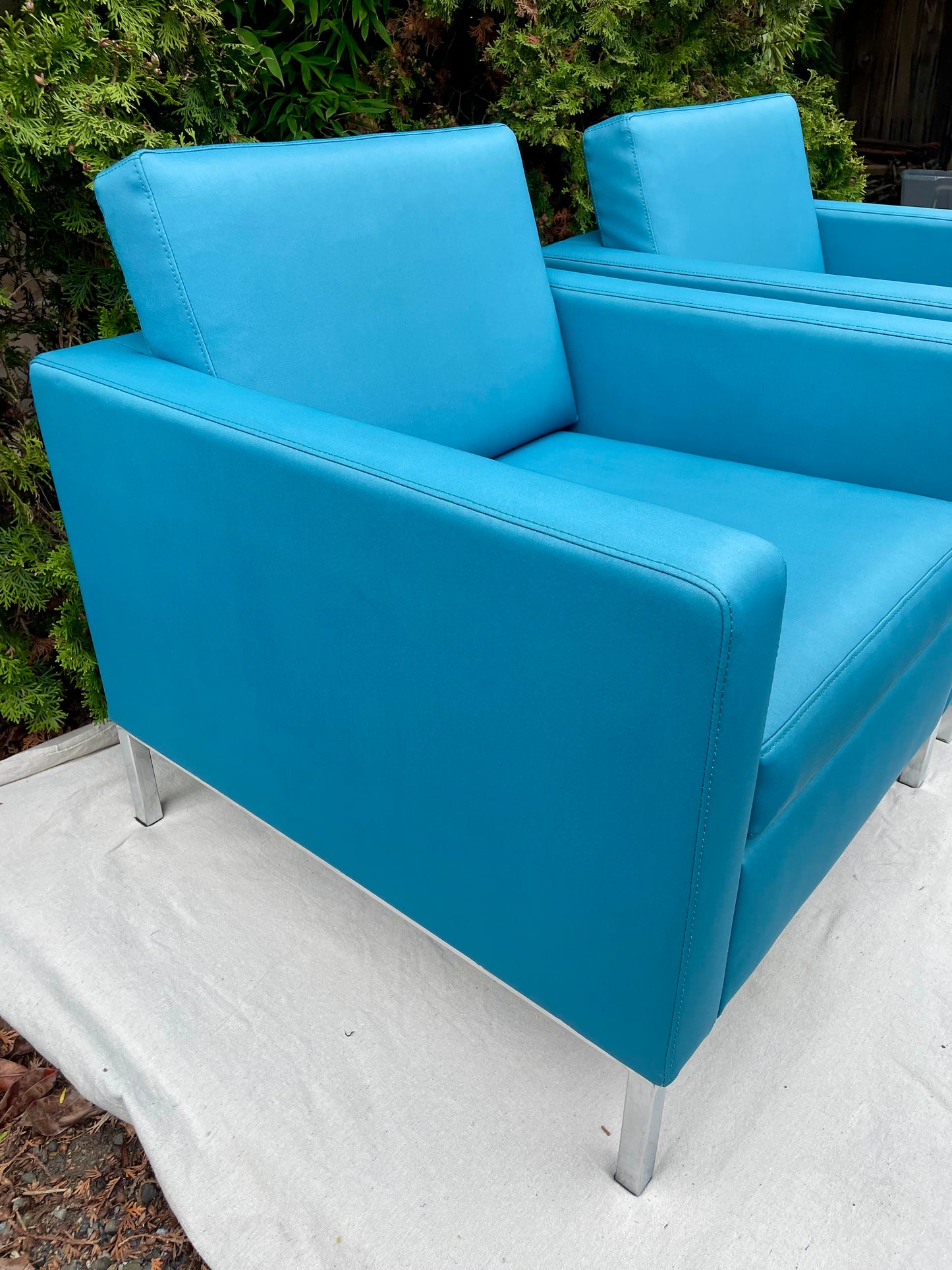 Keilhauer 1601 Doon Lounge Chair Mid-Century Style