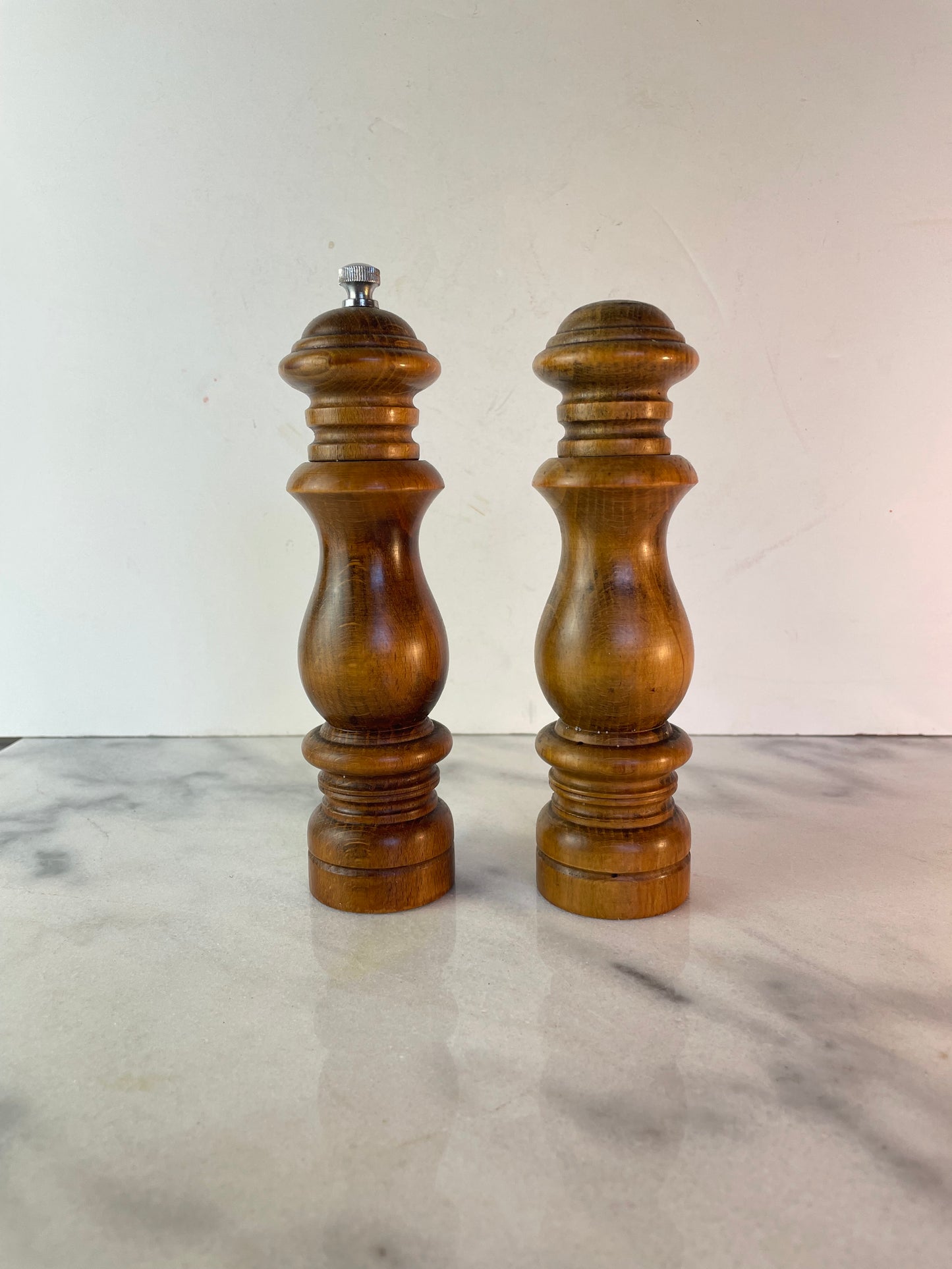 Mid Century Vintage Solid Turned Hardwood Salt Shaker & Pepper Grinder Set – Made in Japan