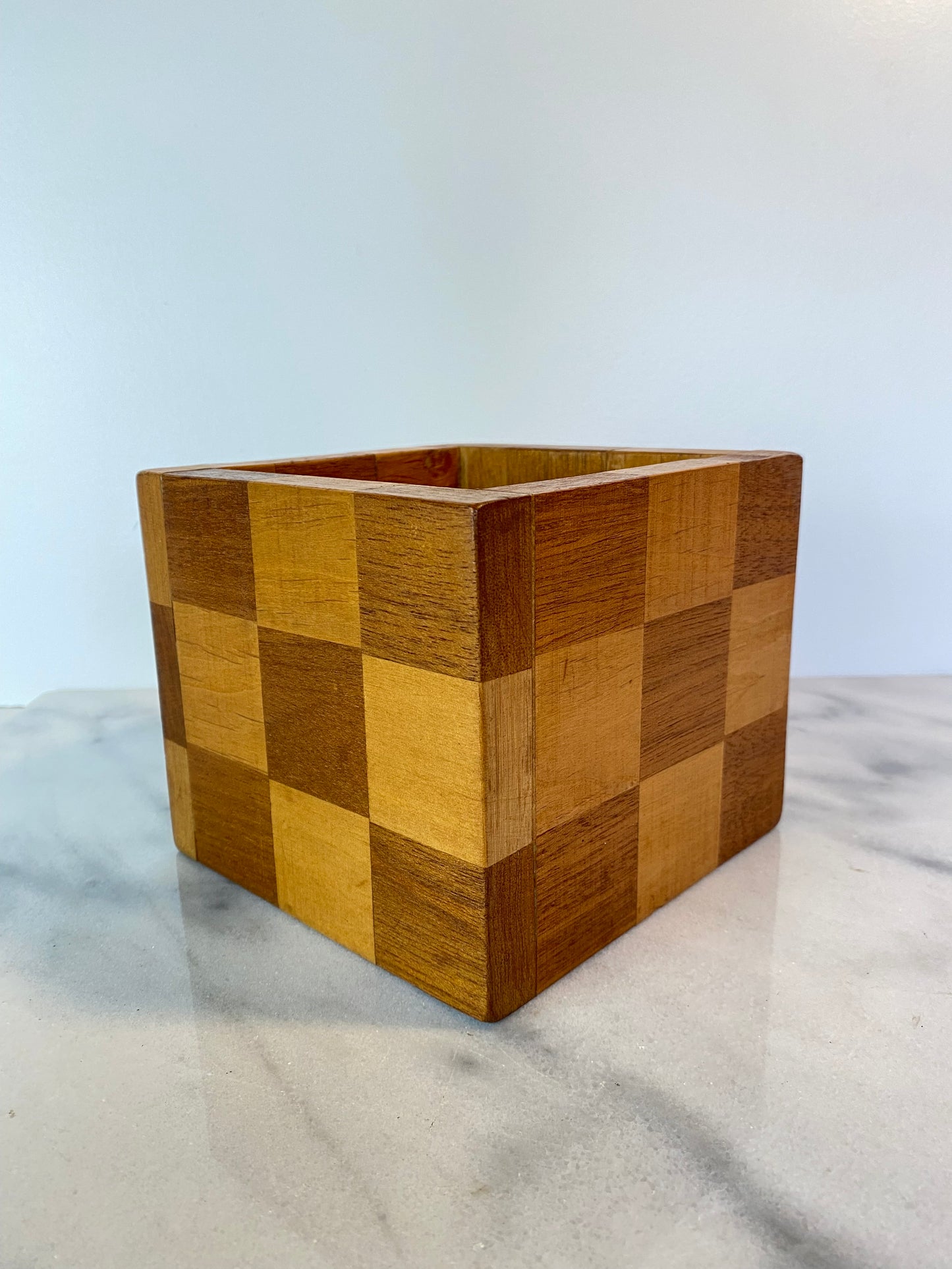 20th C. Mid-Century Modern Handcrafted Checkerboard Inlay Mixed Wood Cube Pen Holder or Planter