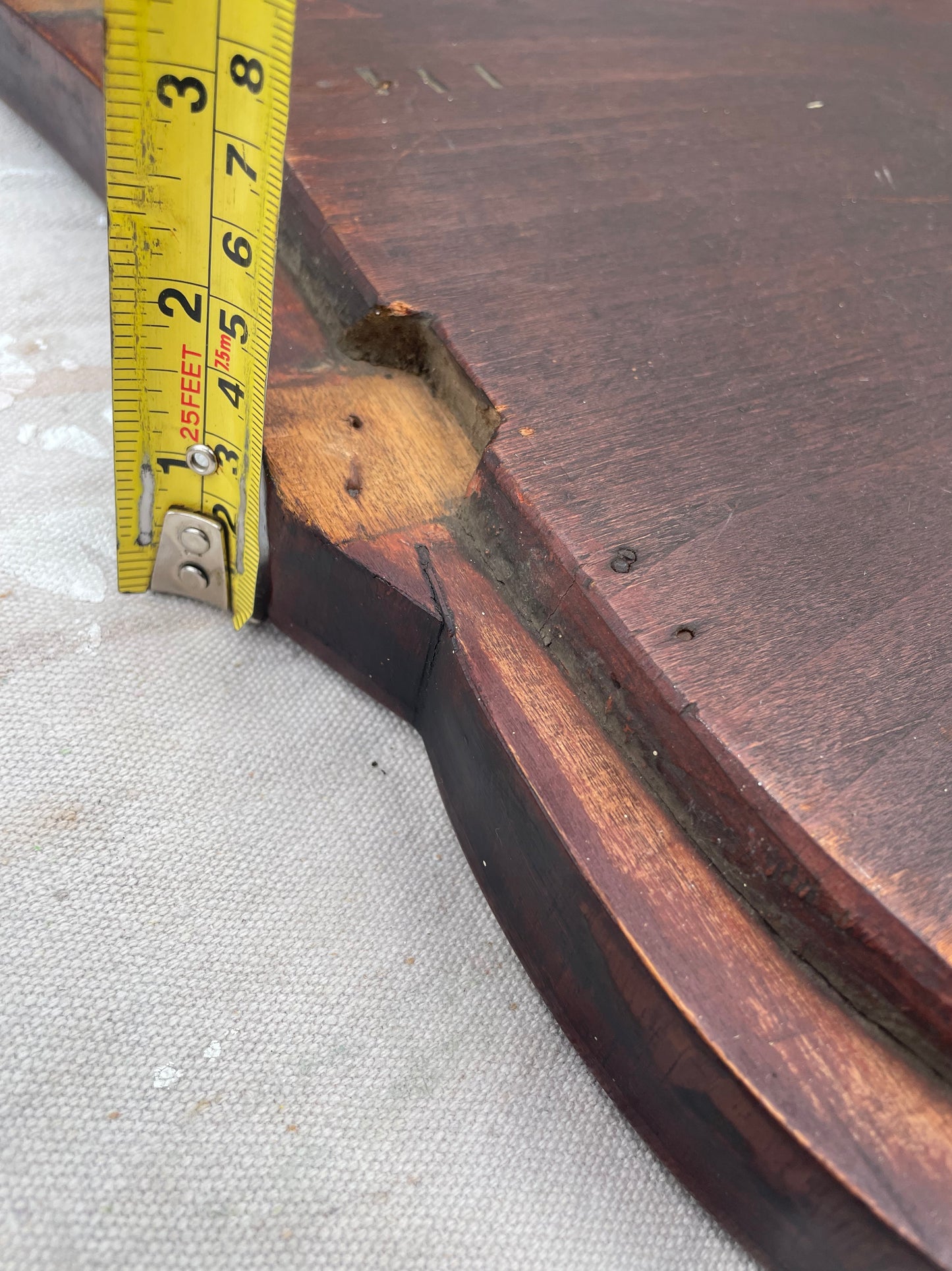 Antique Traditional Mahogany Carved Scalloped Wall Mirror