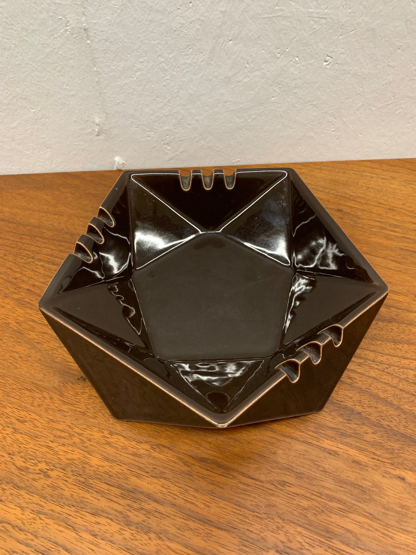 Hyalin Usa Mid-Century Pentagonal Faceted Ashtray