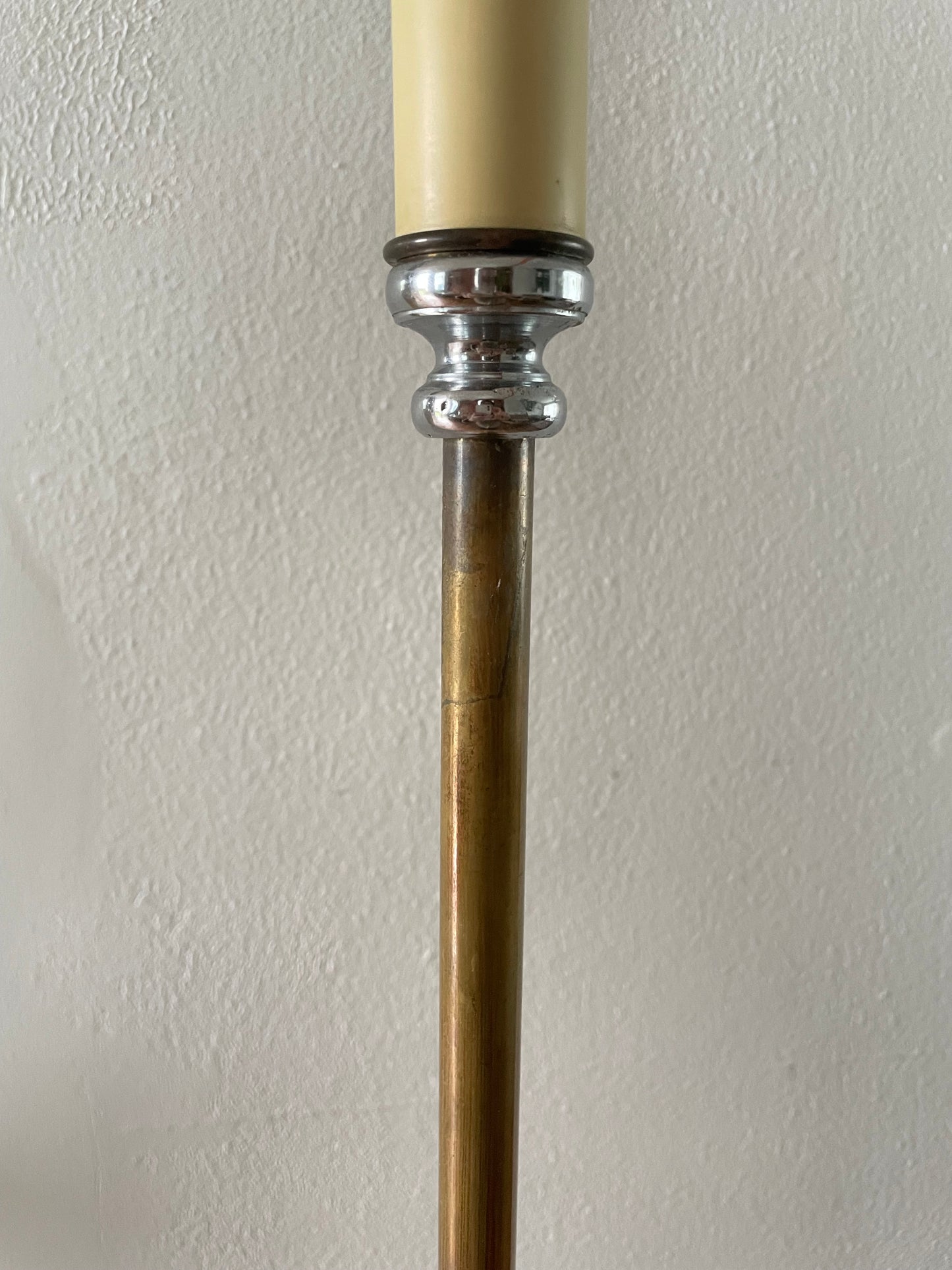 1972 Chapman Hunting Horn Form Floor Lamp With Black Base — Mid-Century Modern