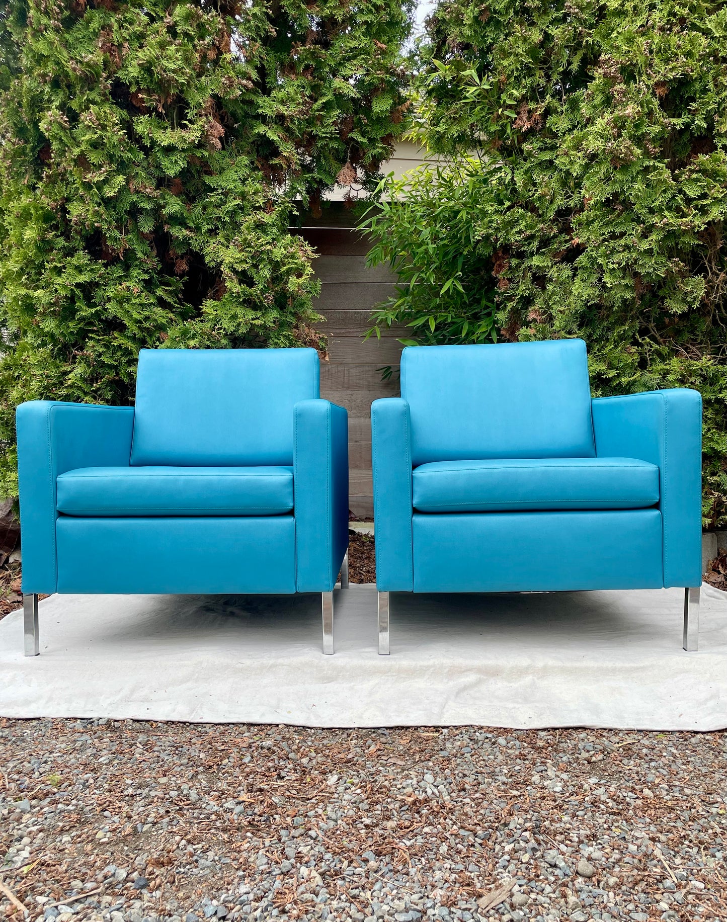 Keilhauer 1601 Doon Lounge Chair Mid-Century Style