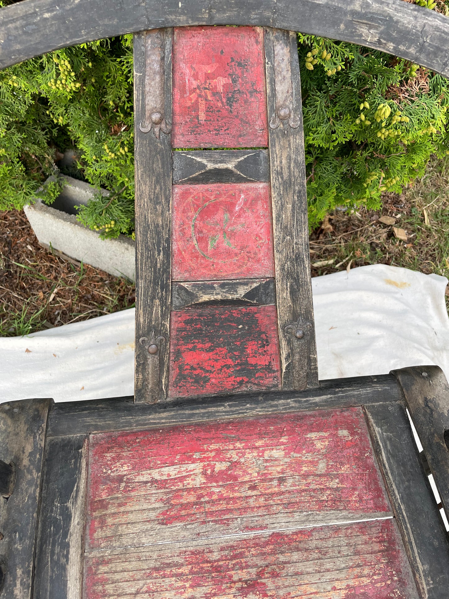 Late 19th-Early 20th Century Chinese Horseshoe Back Armchair