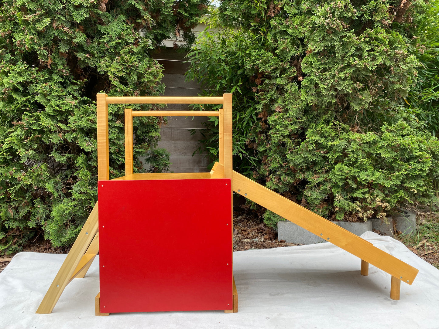Gloria Caranica for Creative Playthings Modernist Children’s Indoor Fort and Slide, Usa, 1960s–70s