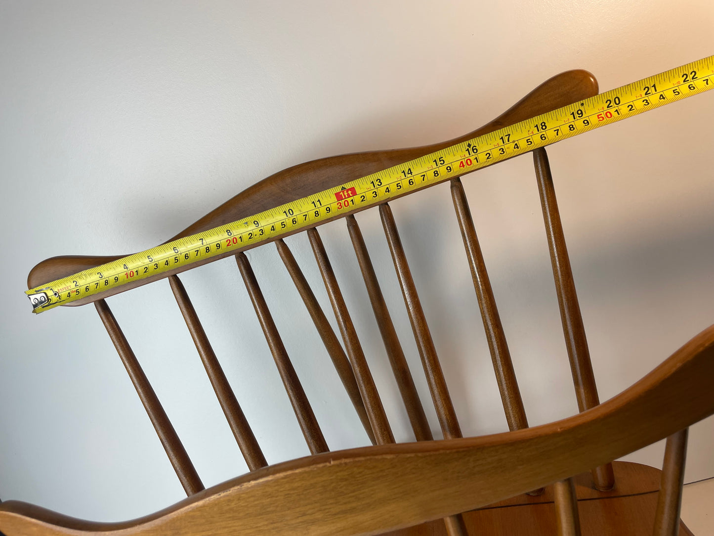 Vintage Early American Solid Maple Magazine Rack by R. Veal & Sons, Albany or — Windsor Style