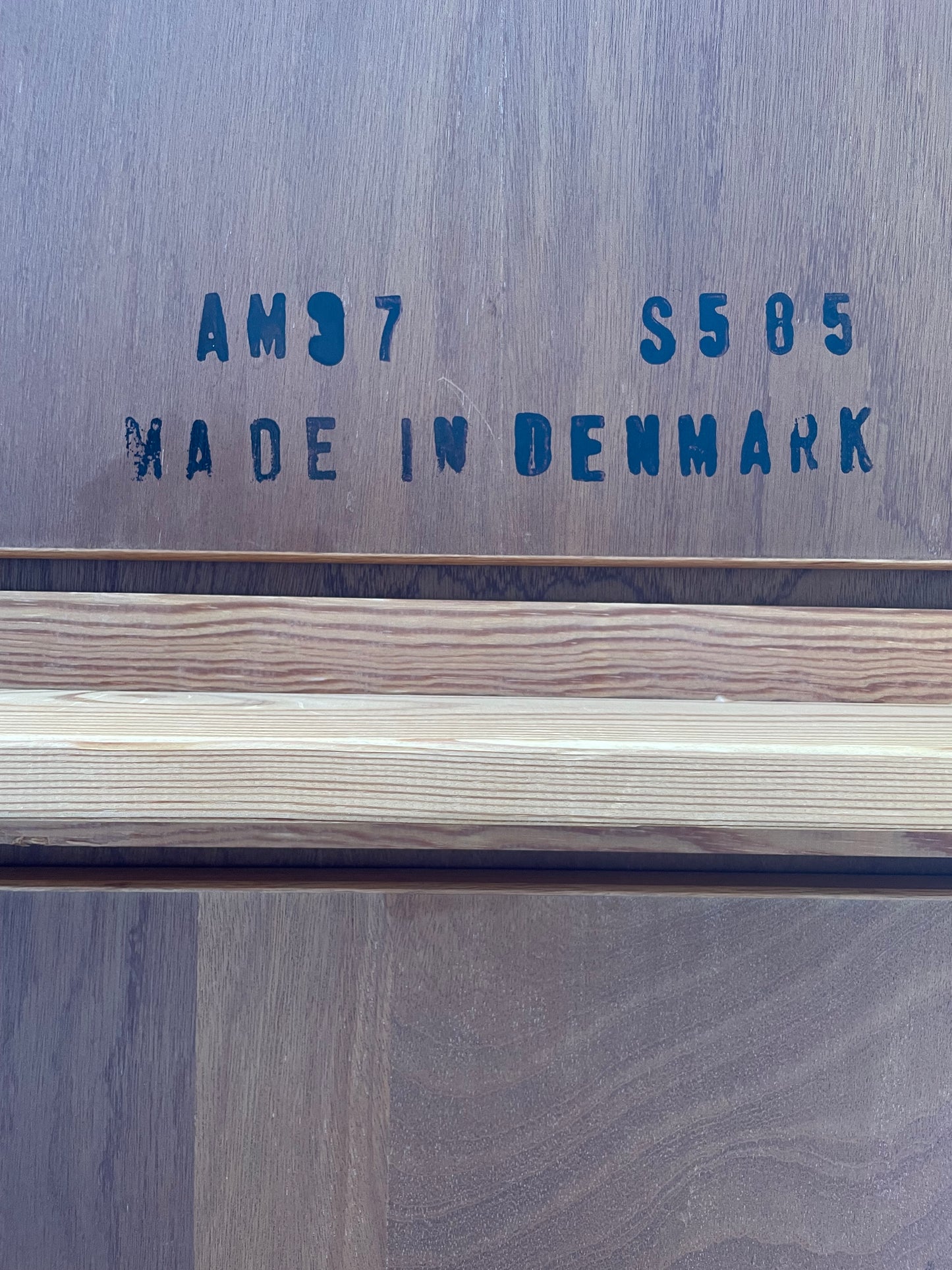 Late 20th Century Mid-Century Danish Modern Light Oak Expandable Dining Set of 5