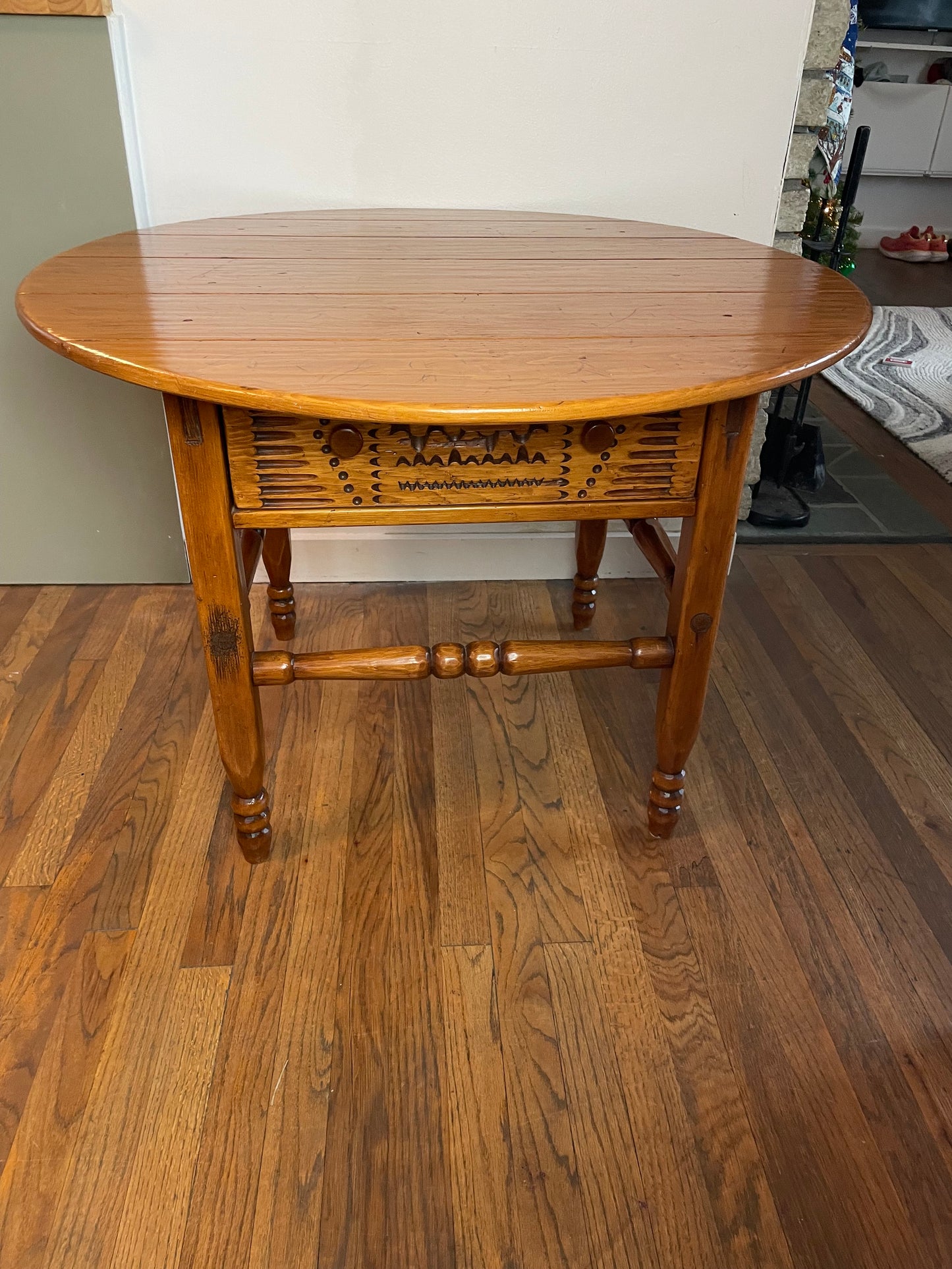 Late 20th Century Hand-Carved Rustic Folk Art Side Table With Drawer – Solid Wood, 35.5″ Round