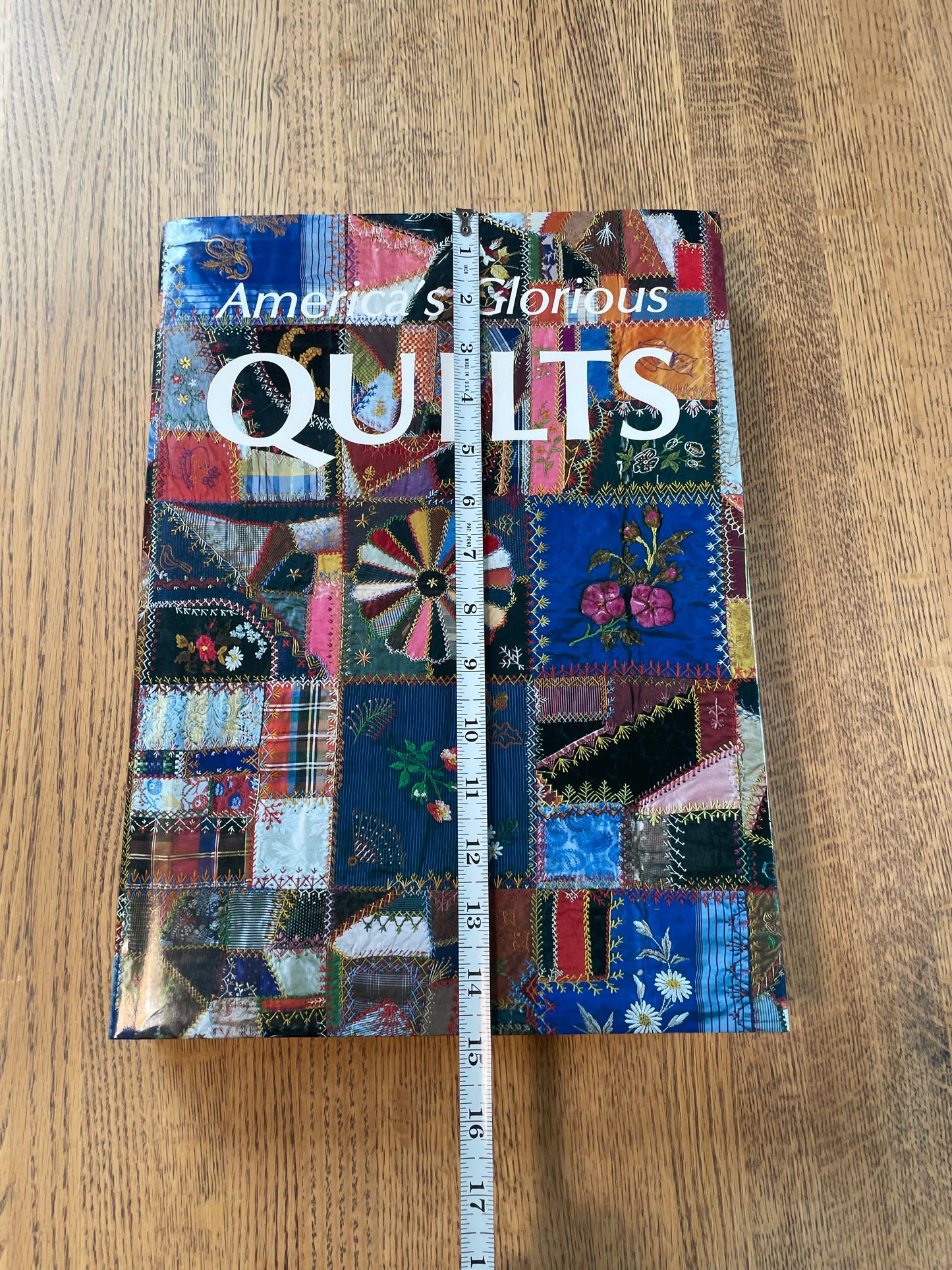 1980s Americas Glorious Quilts Large Coffee Table Book