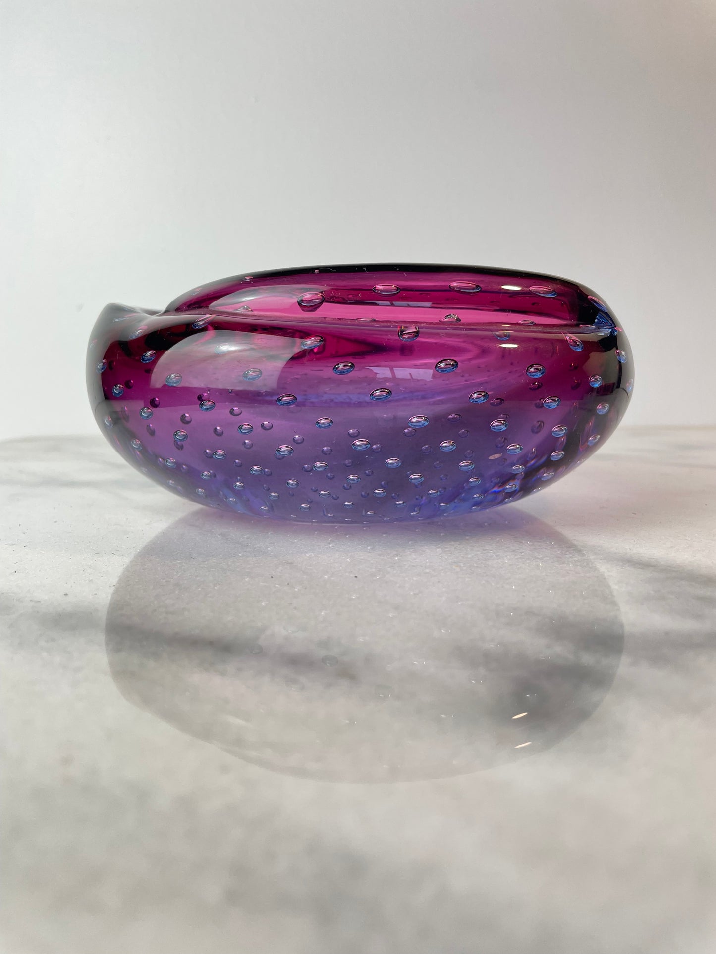 Vintage Murano “Bullicante” Controlled Bubble Art Glass Ashtray Attributed to Seguso, 1950s–1960s