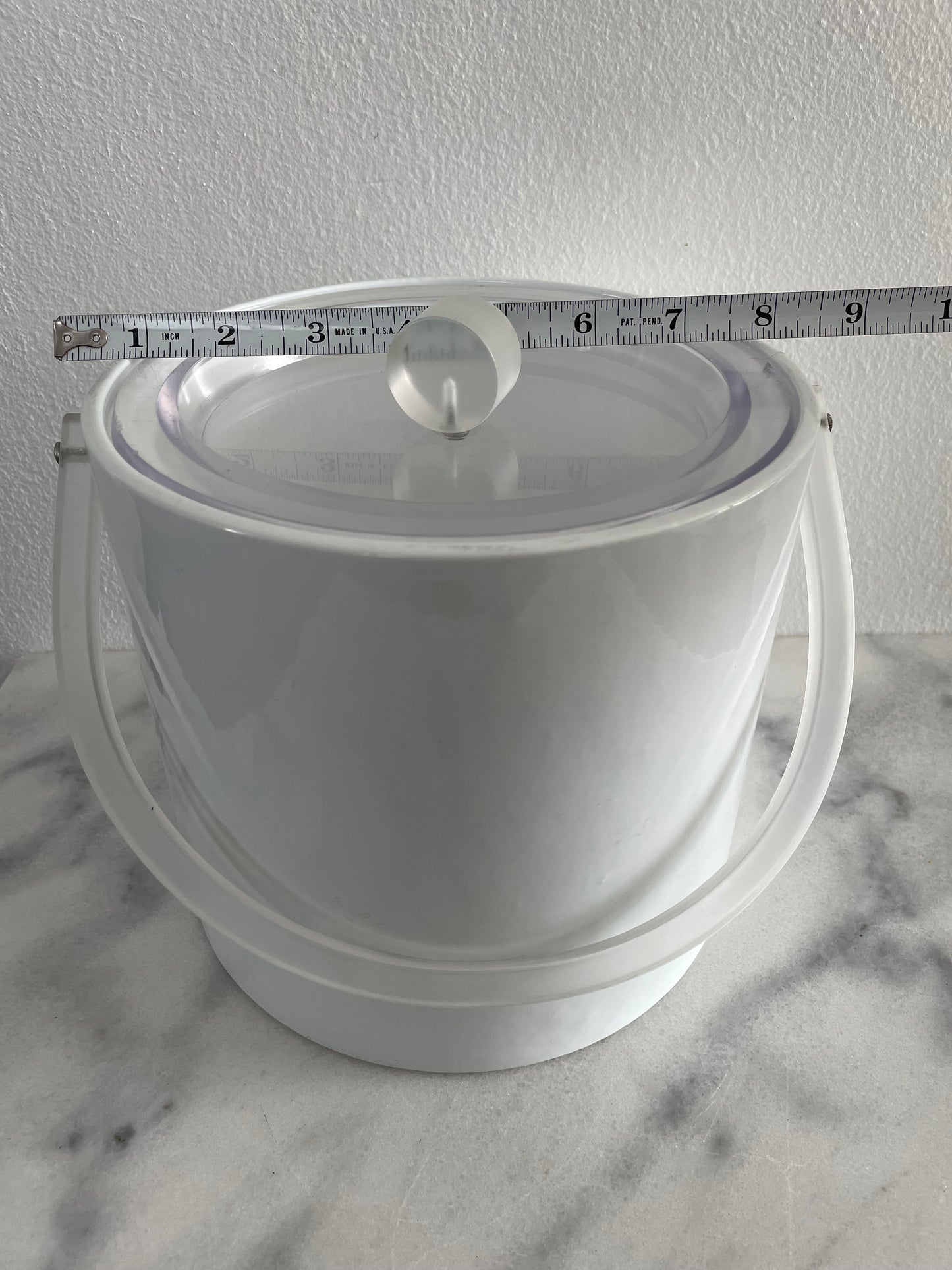 Mid 20th Century Georges Briard White & Lucite Ice Bucket