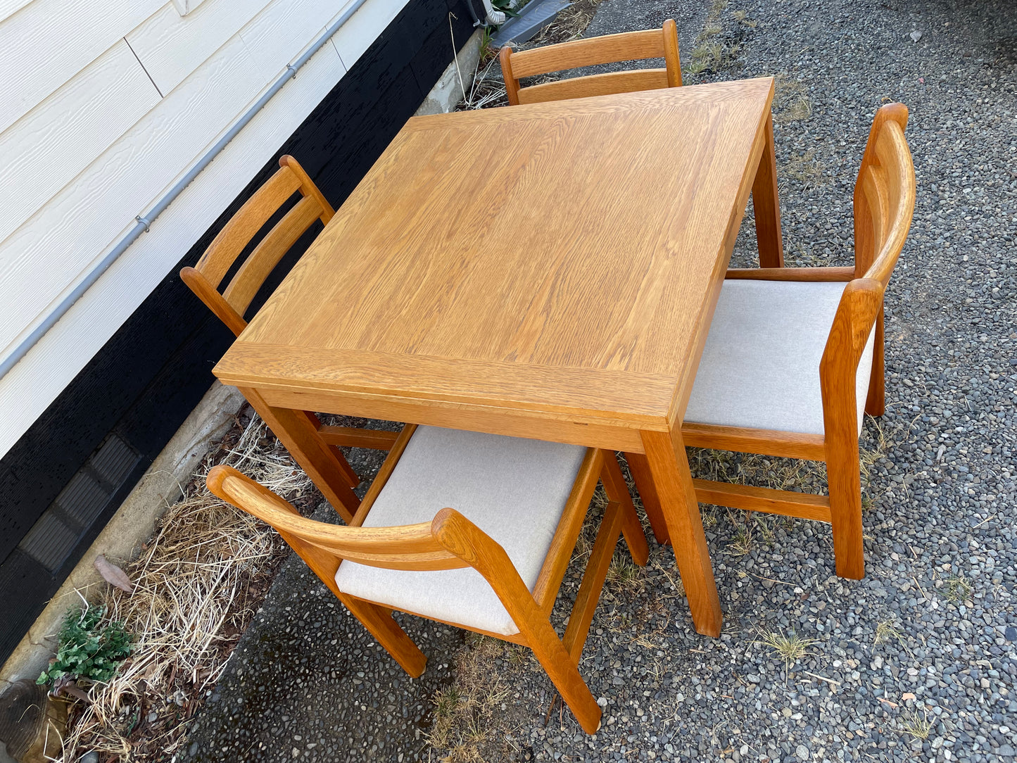 Late 20th Century Mid-Century Danish Modern Light Oak Expandable Dining Set of 5