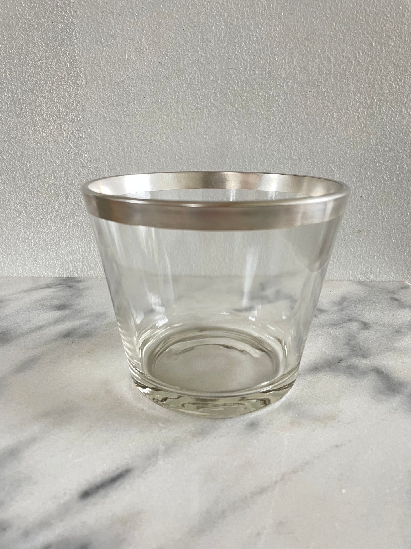 Dorothy Thorpe Mid-Century 1960s Silver-Rimmed Barware Ice Bucket