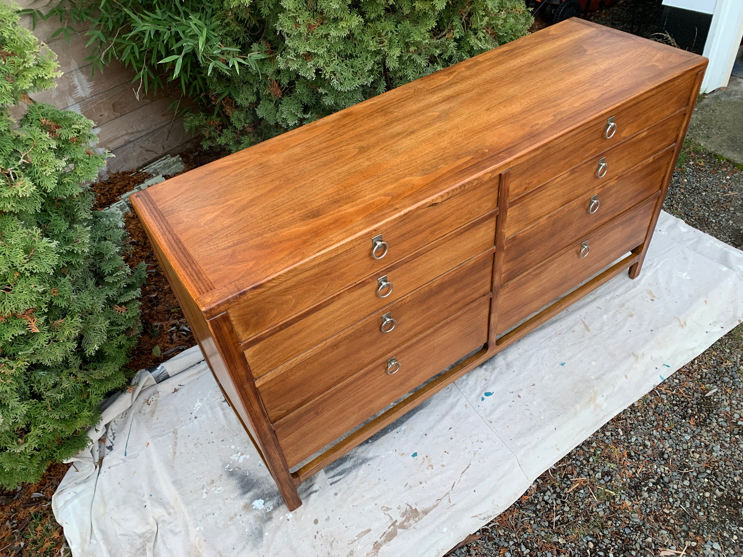 Mid-Century Modern Eight-Drawer Dresser With Mirror by Drexel