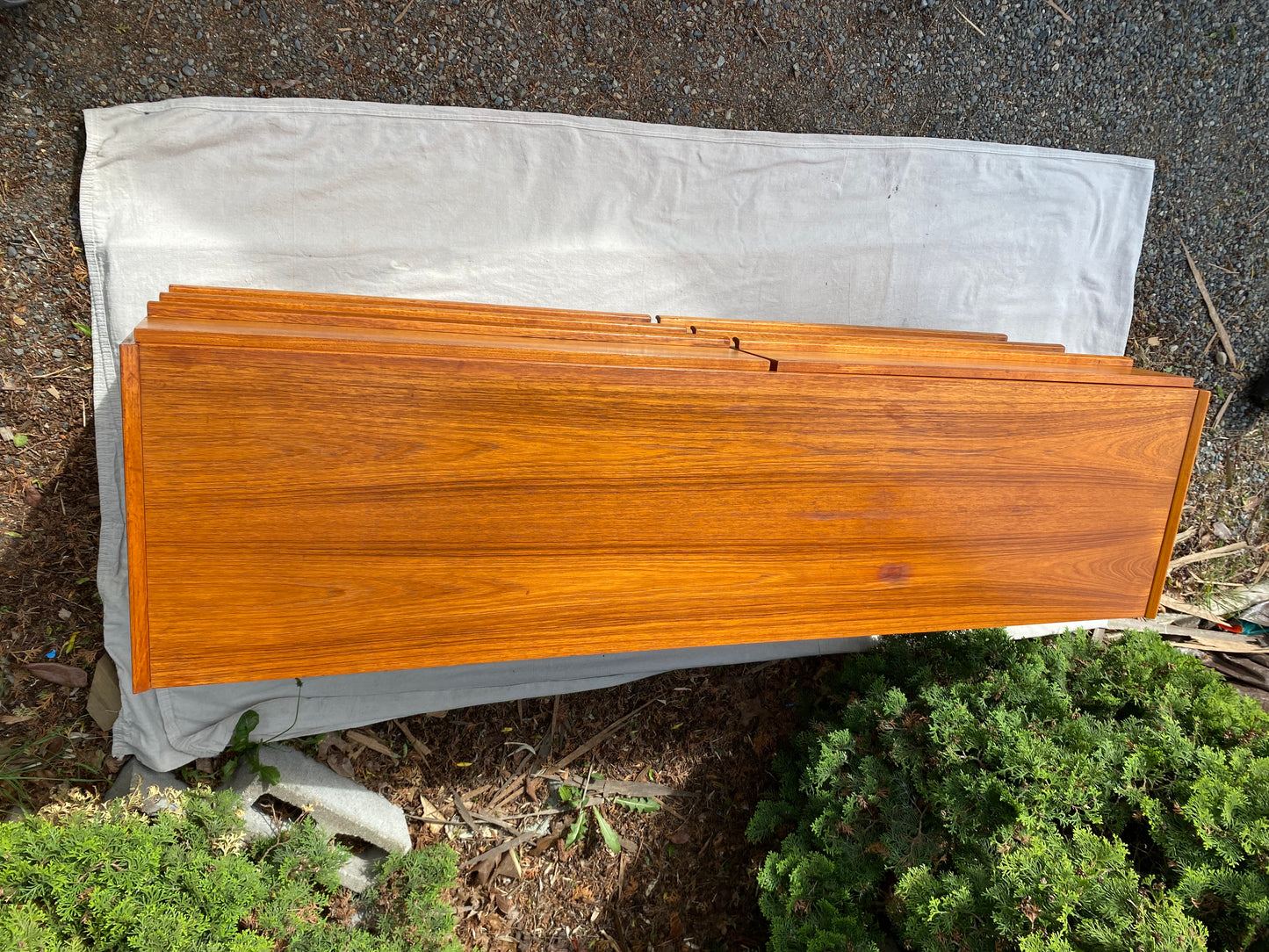 Mid-Century Modern Danish Teak 6-Drawer Dresser / Credenza