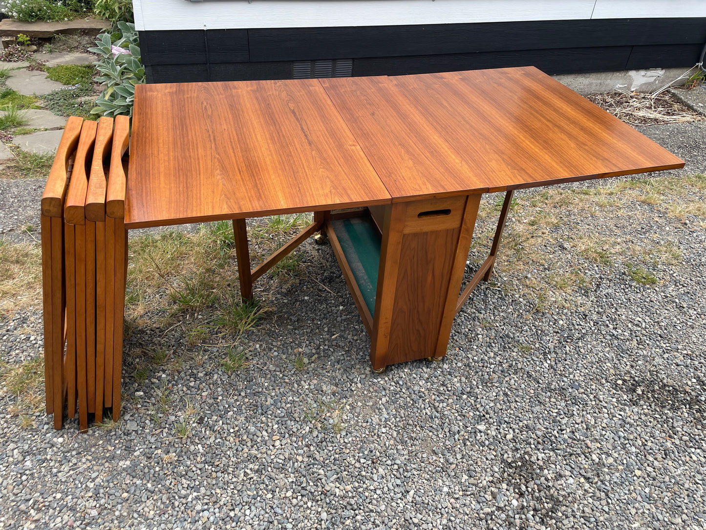 Mid 20th Century Romanian Drop Leaf Dining Table & 4 Chairs