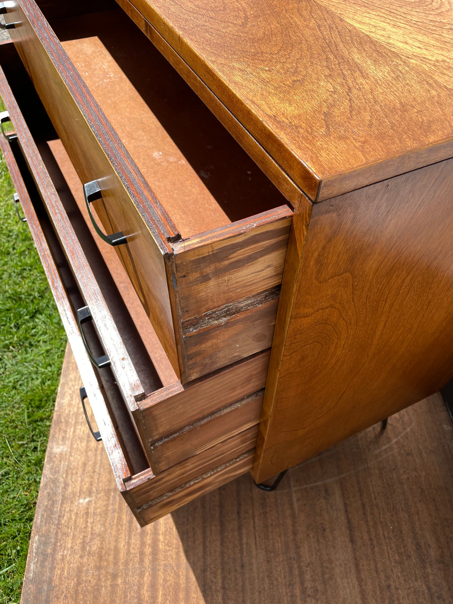 Mid-Century Modern Wood 3 Drawer Dresser on Hairpin Legs