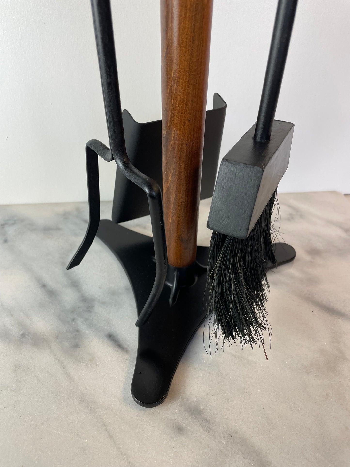 1960s Vintage Seymour Manufacturing Company Mid Century Modern Fireplace Tool Set