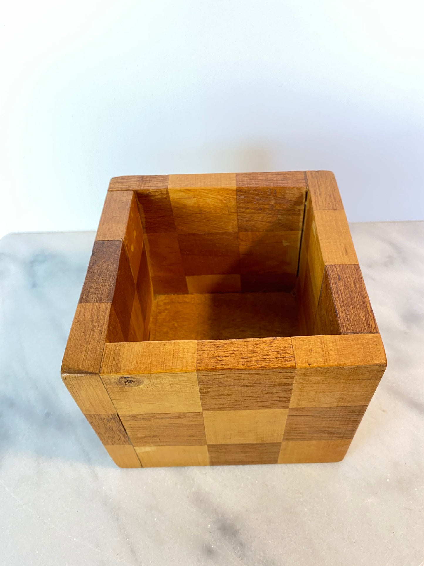 20th C. Mid-Century Modern Handcrafted Checkerboard Inlay Mixed Wood Cube Pen Holder or Planter