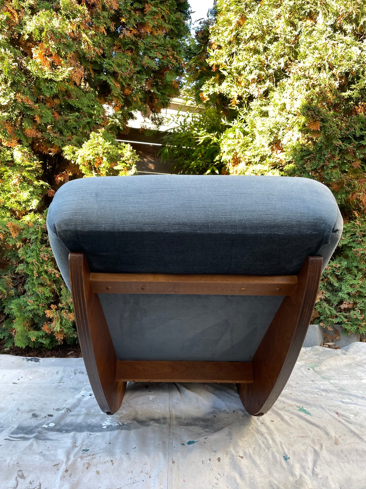 1980s Adrian Pearsall Style Sculptural Walnut Rocking Chaise Lounge