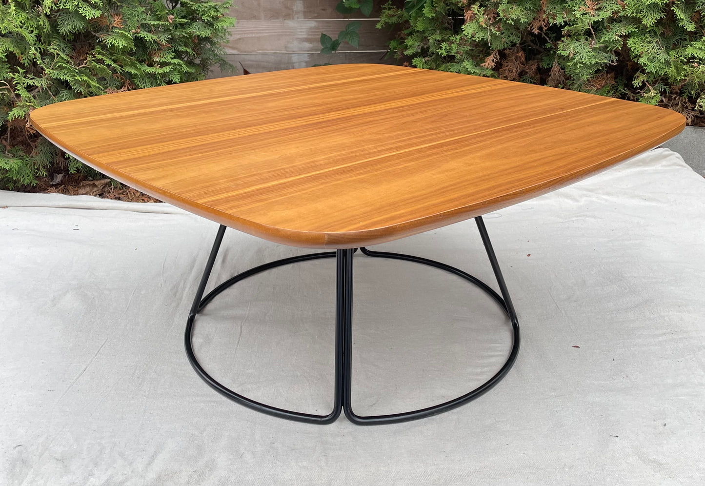 Keilhauer Geometry 71237 Square Coffee Table
