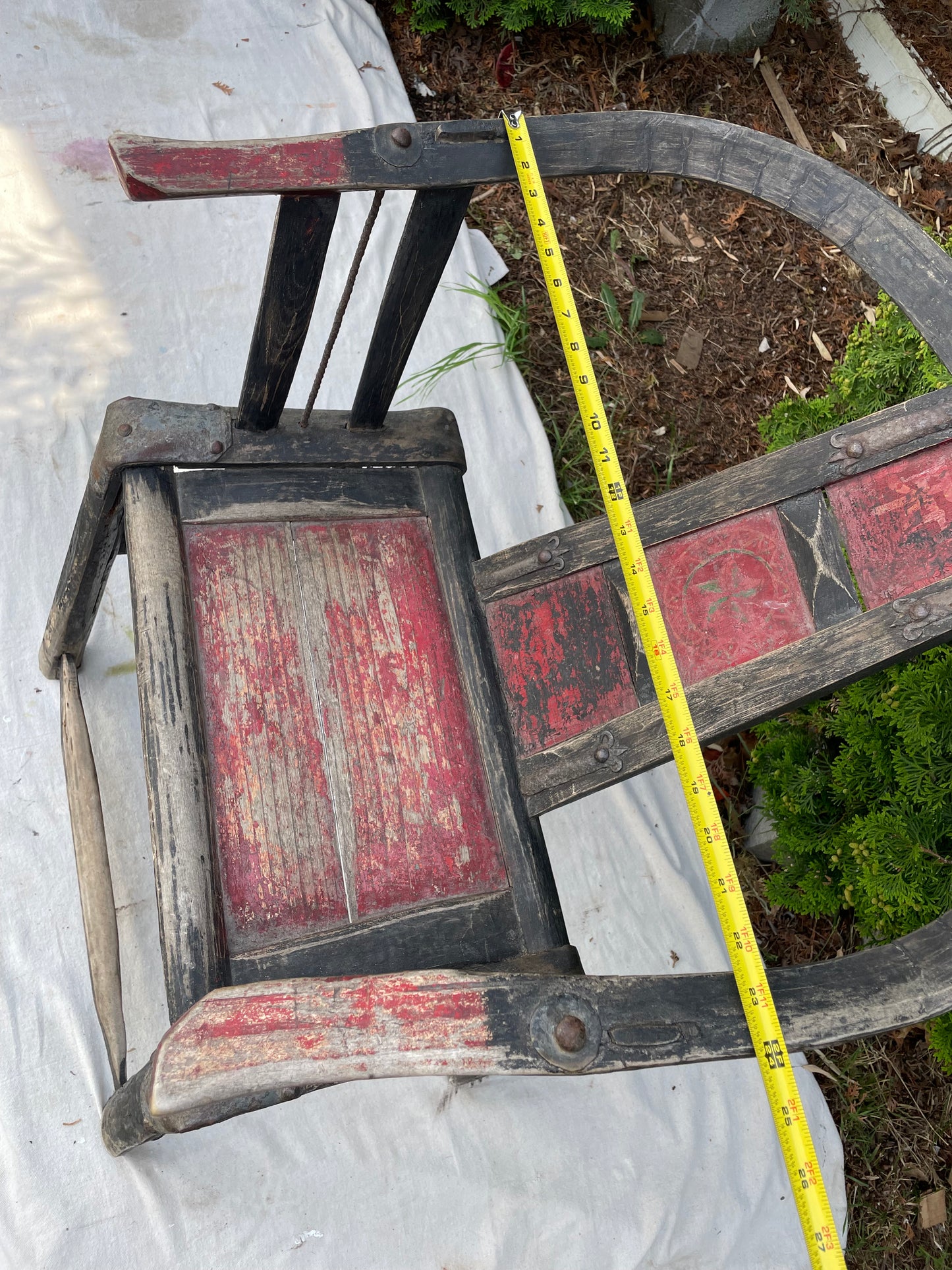 Late 19th-Early 20th Century Chinese Horseshoe Back Armchair